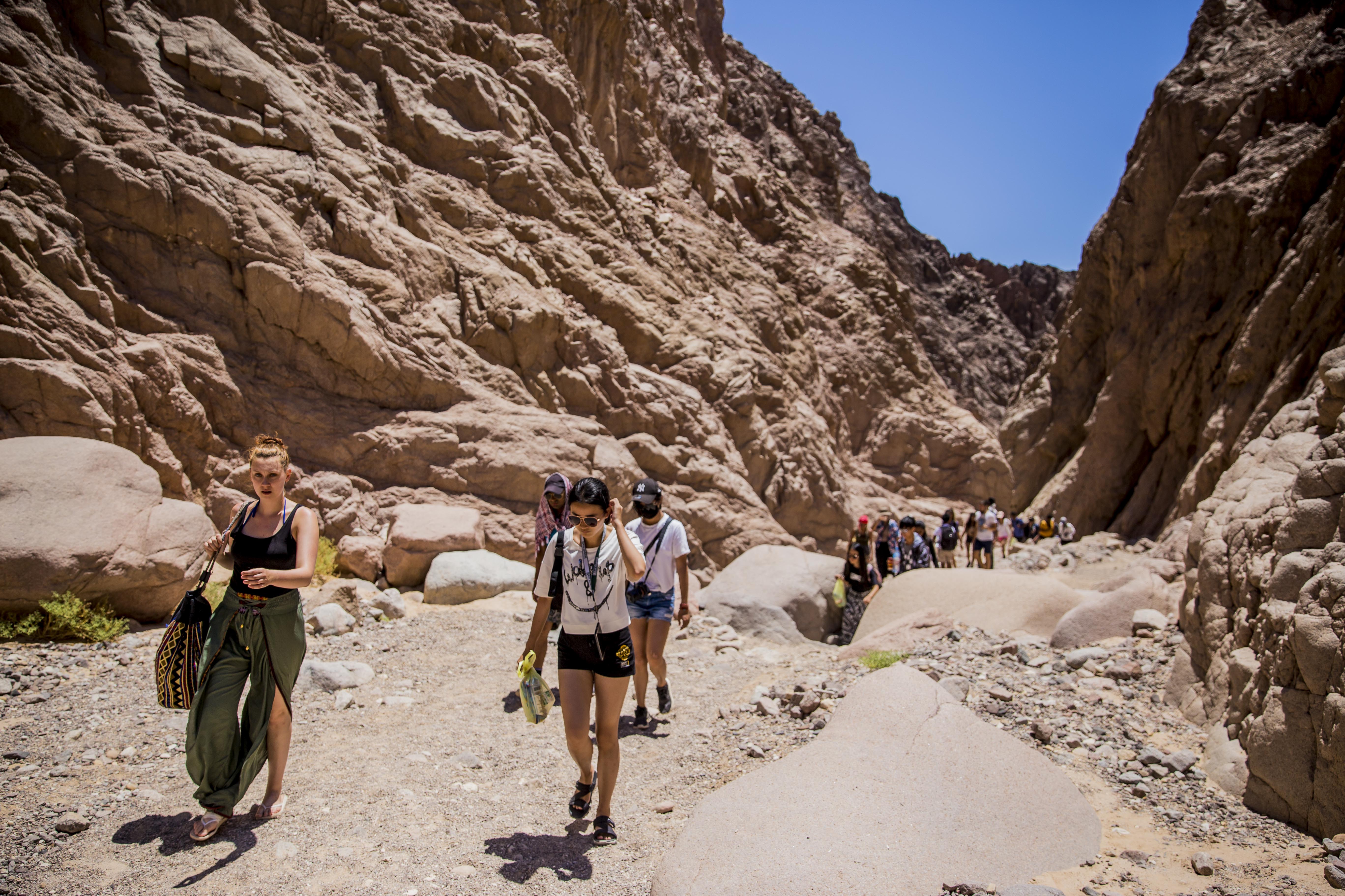 Aventura privada de día completo a Wadi El Weshwash - Foto 3