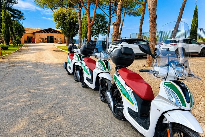 Tuscany Vespa Tour with Winery Lunch & Wine Tasting in Chianti - Photo 3