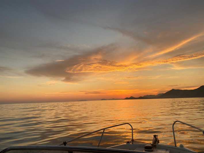 Panoramic Sunset Boat Tour - Photo 5