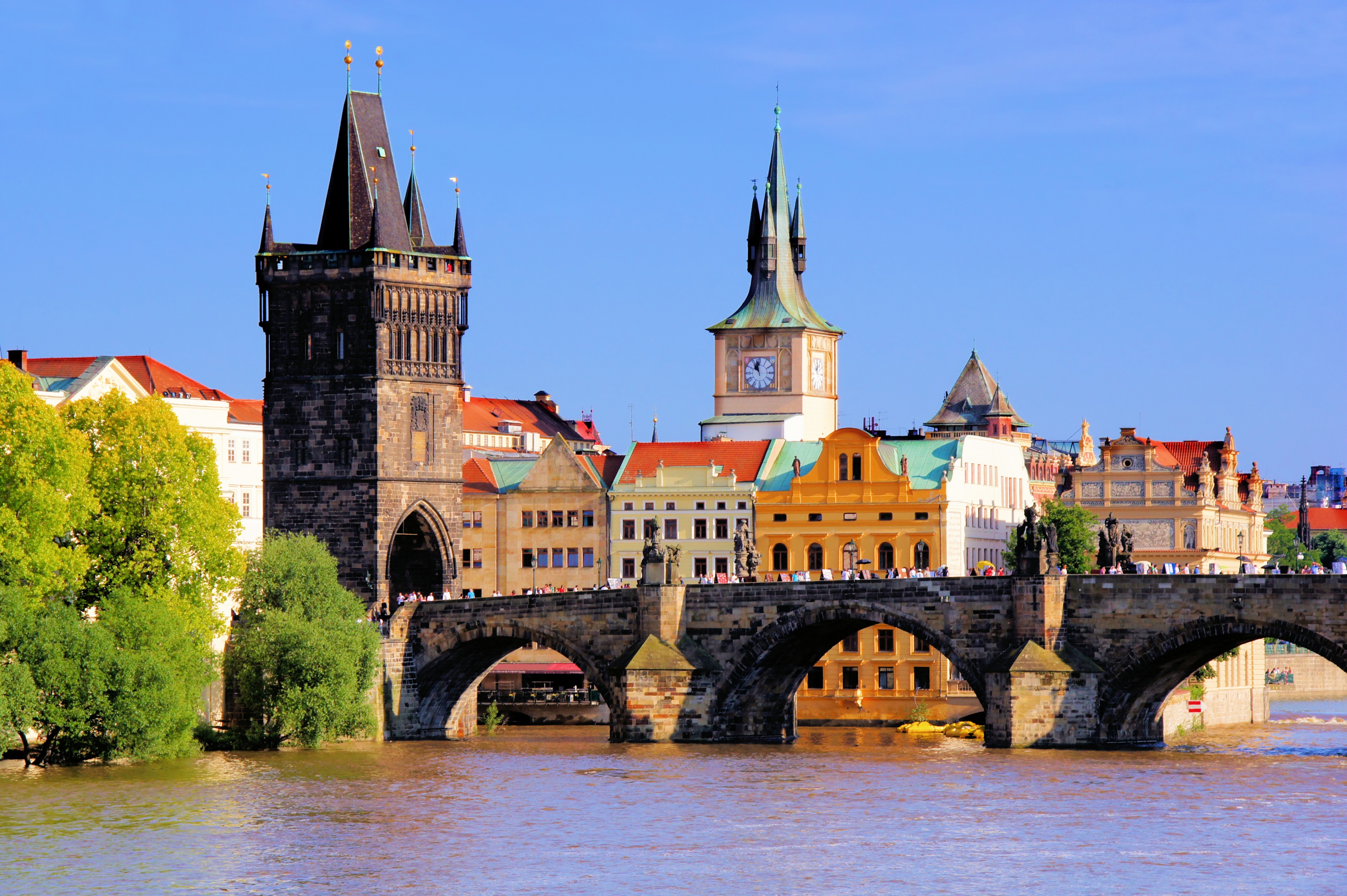 Prag Kalesi ve Kale Bölgesi Almanca Rehber ile