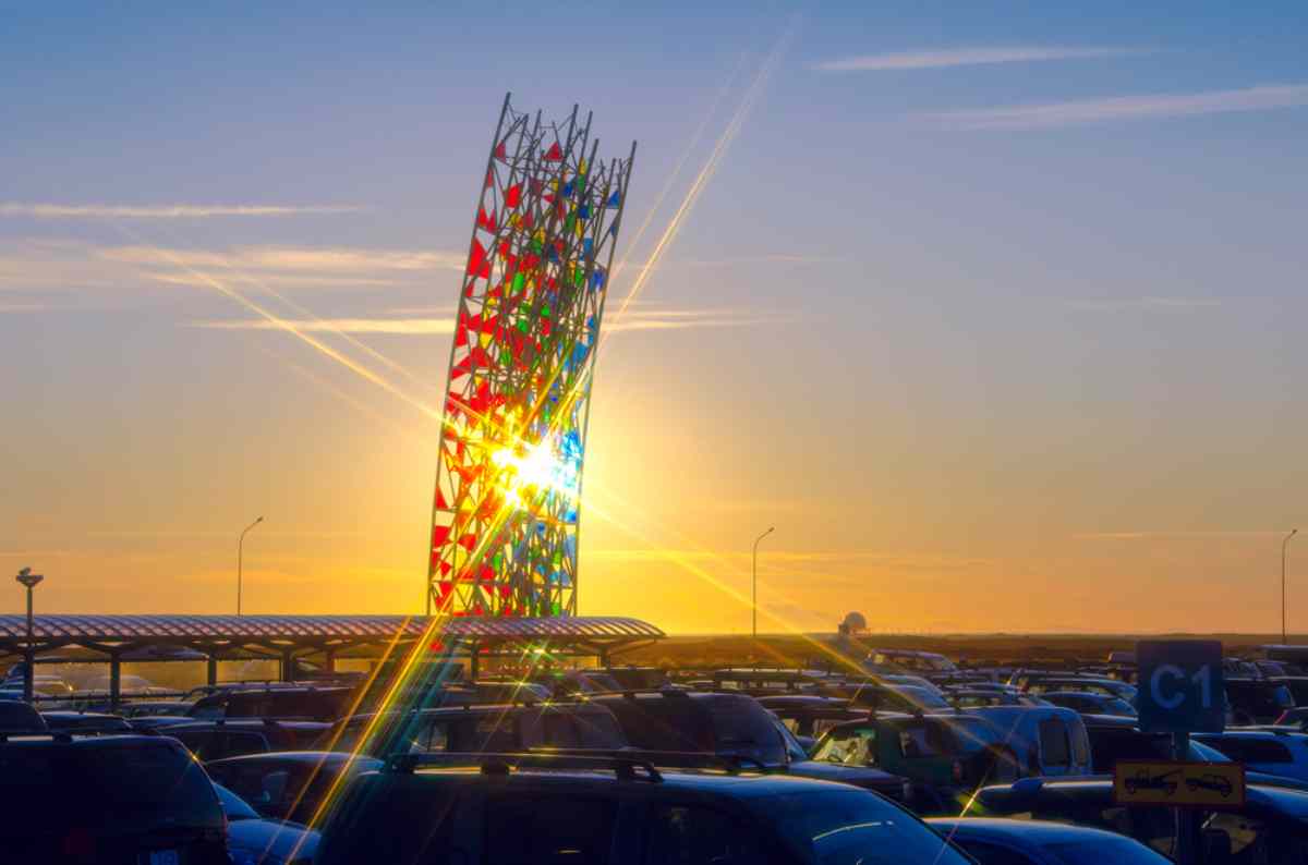 Keflavik Airport (KEF) to Reykjavik: Private Arrival Transfer