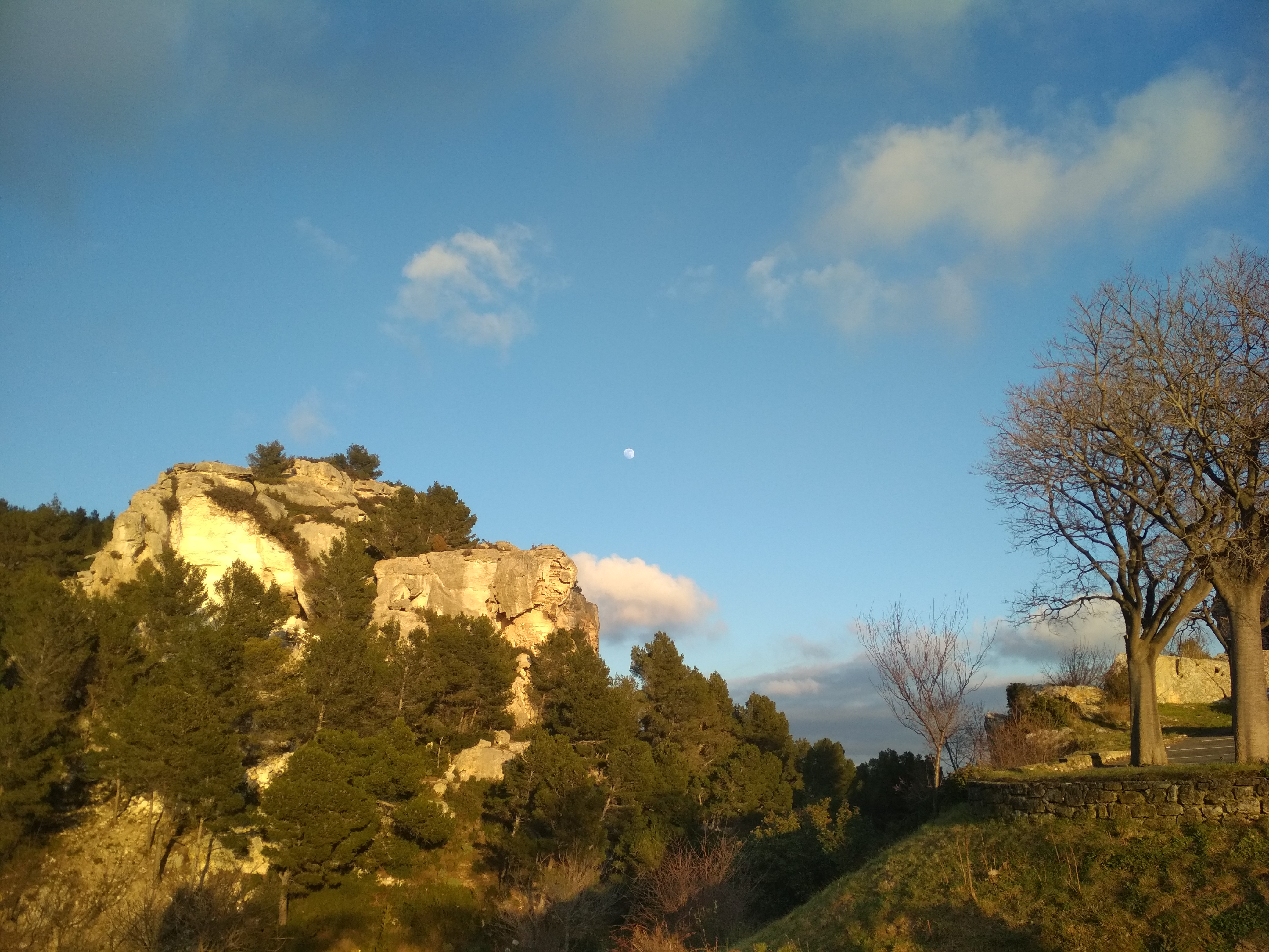 Arles et Les-Baux-de-Provence...  the splendor of Provence lifestyle - Photo 9