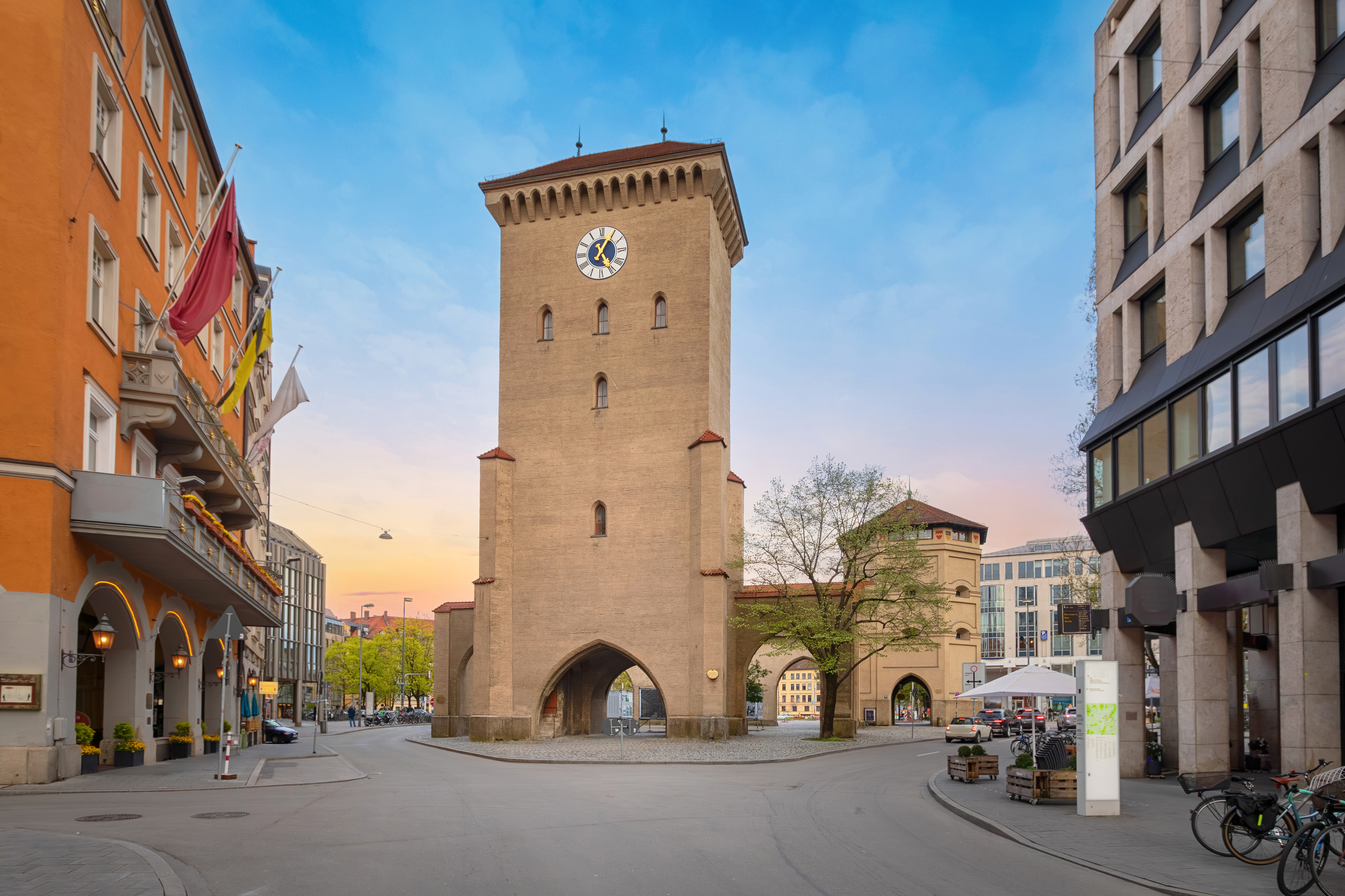 Kombinasyon: Münih Şehir Deneyimi ve 3. Reich Turu, Viktualienmarkt'ı içerir.