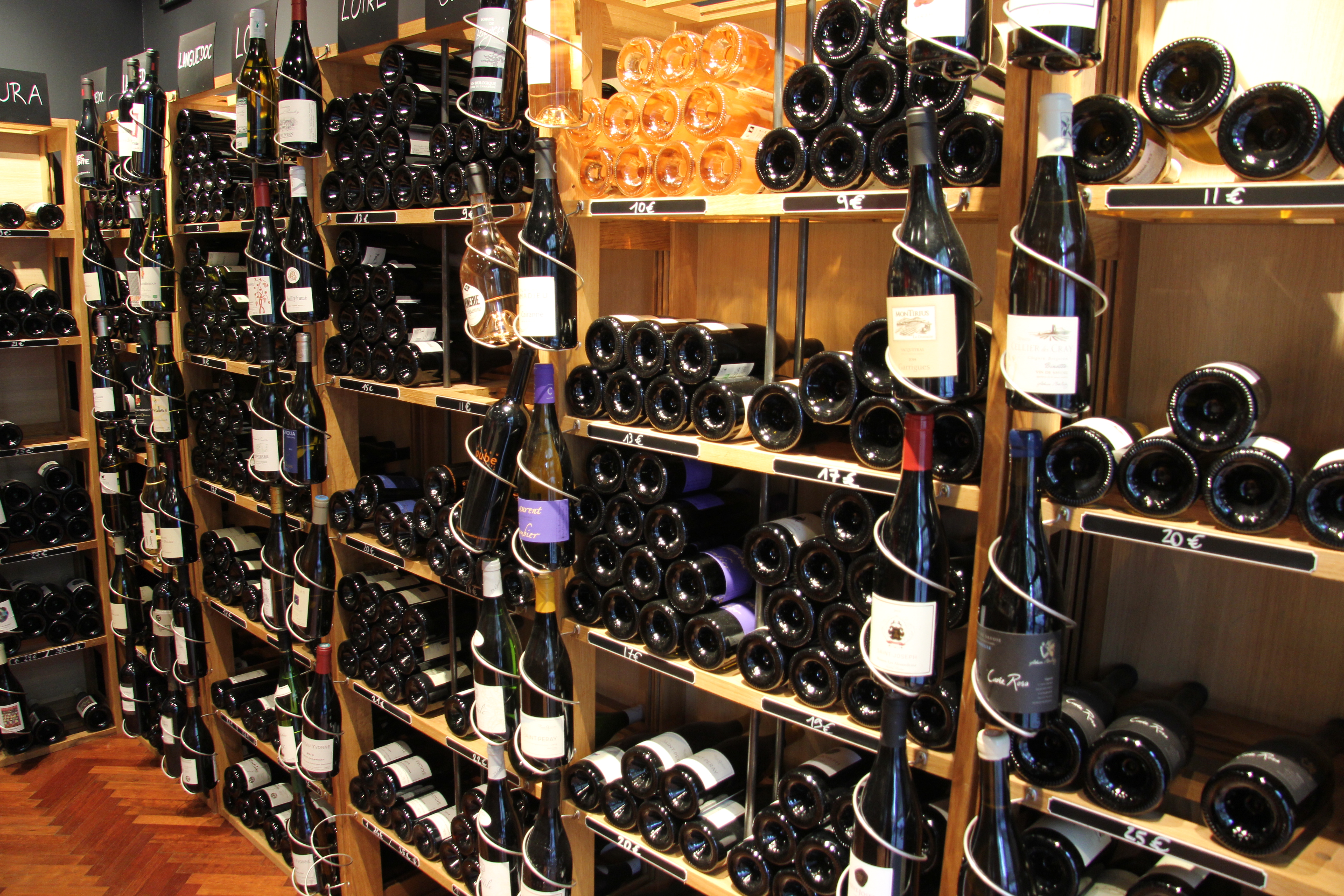 Wine and Cheese Tasting in Paris – Image 3 | WeShare