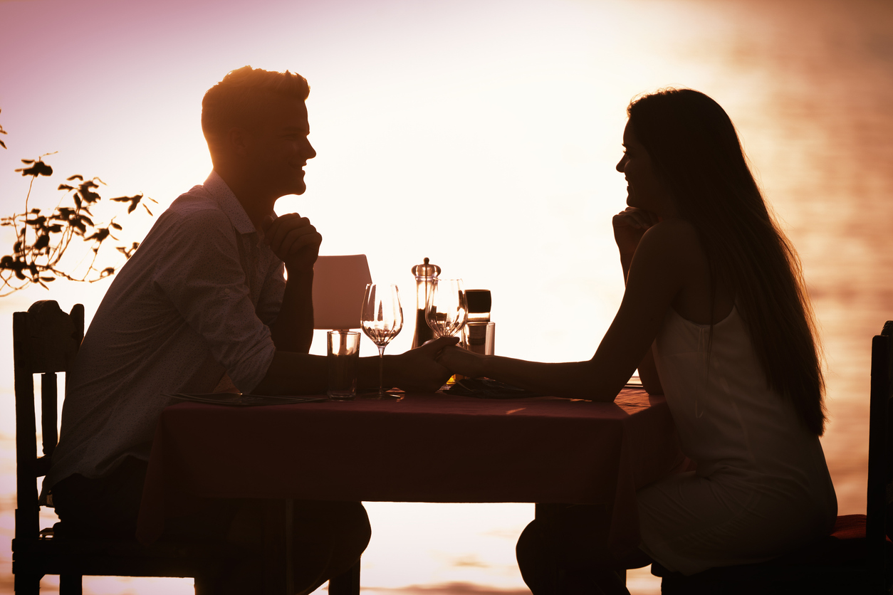 Cena romántica en la playa