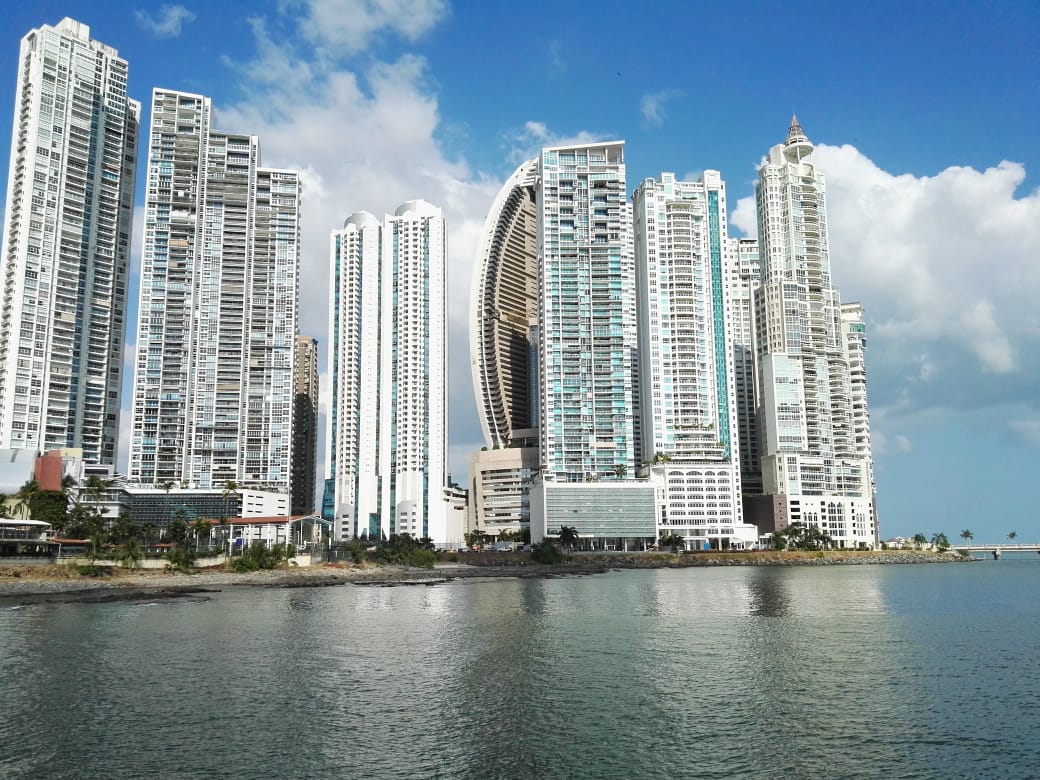 Albrook Airport(Marcos A. Gelabert) - Panama City Downtown