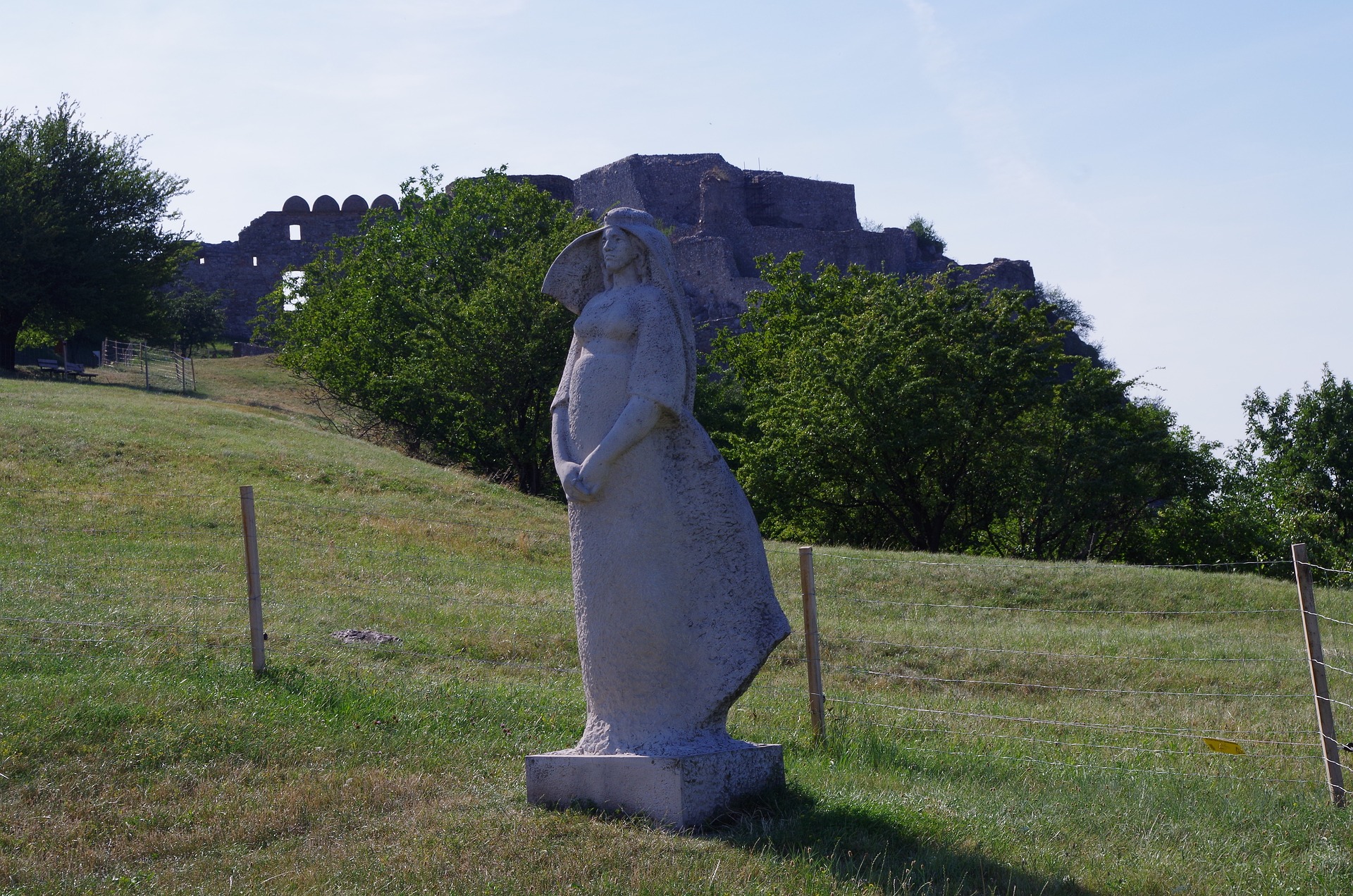 Devin Castle Unveiled: Exclusive Private Guided Tour in Bratislava