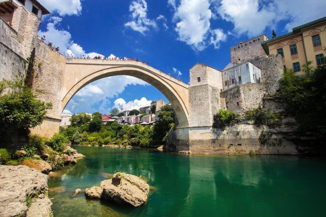 From Sarajevo to Split: A Journey Through Time, French-speaking guide