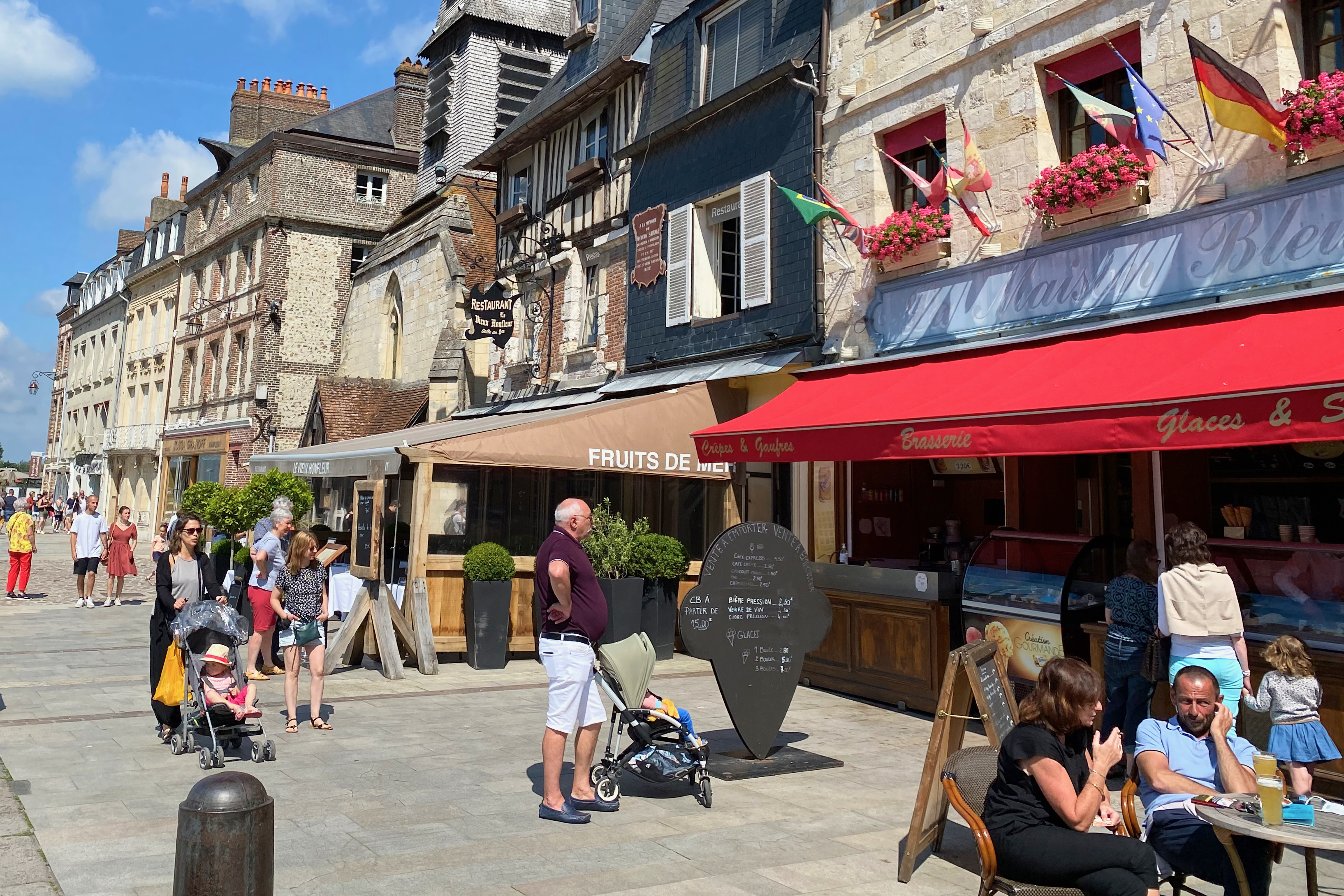 3-day Private D-Day, Giverny, Honfleur, Rouen, Mont Saint-Michel Trip by Minivan. - Photo 66
