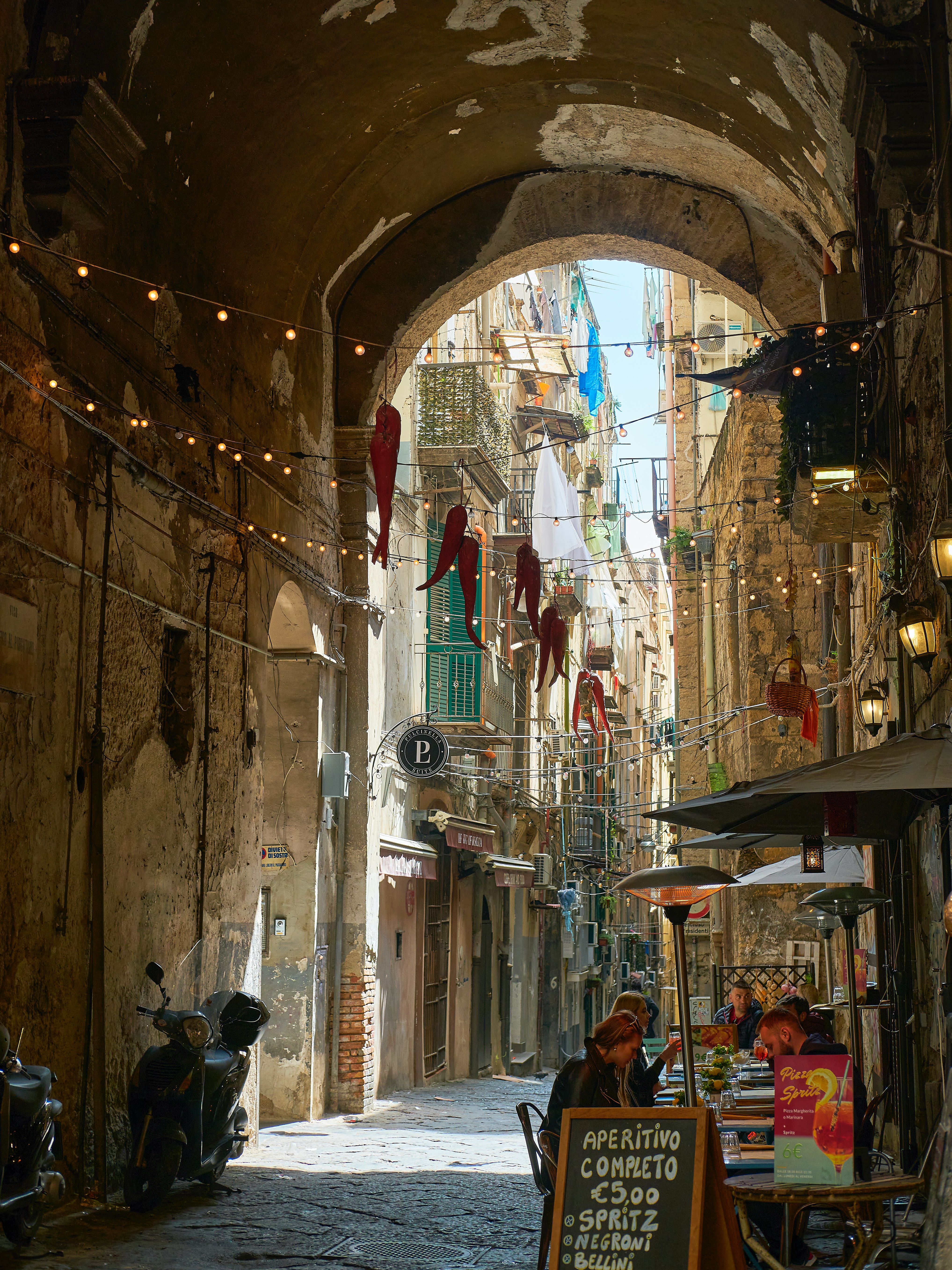 Naples bus tour and walking tour with coffee and pastry - Photo 3