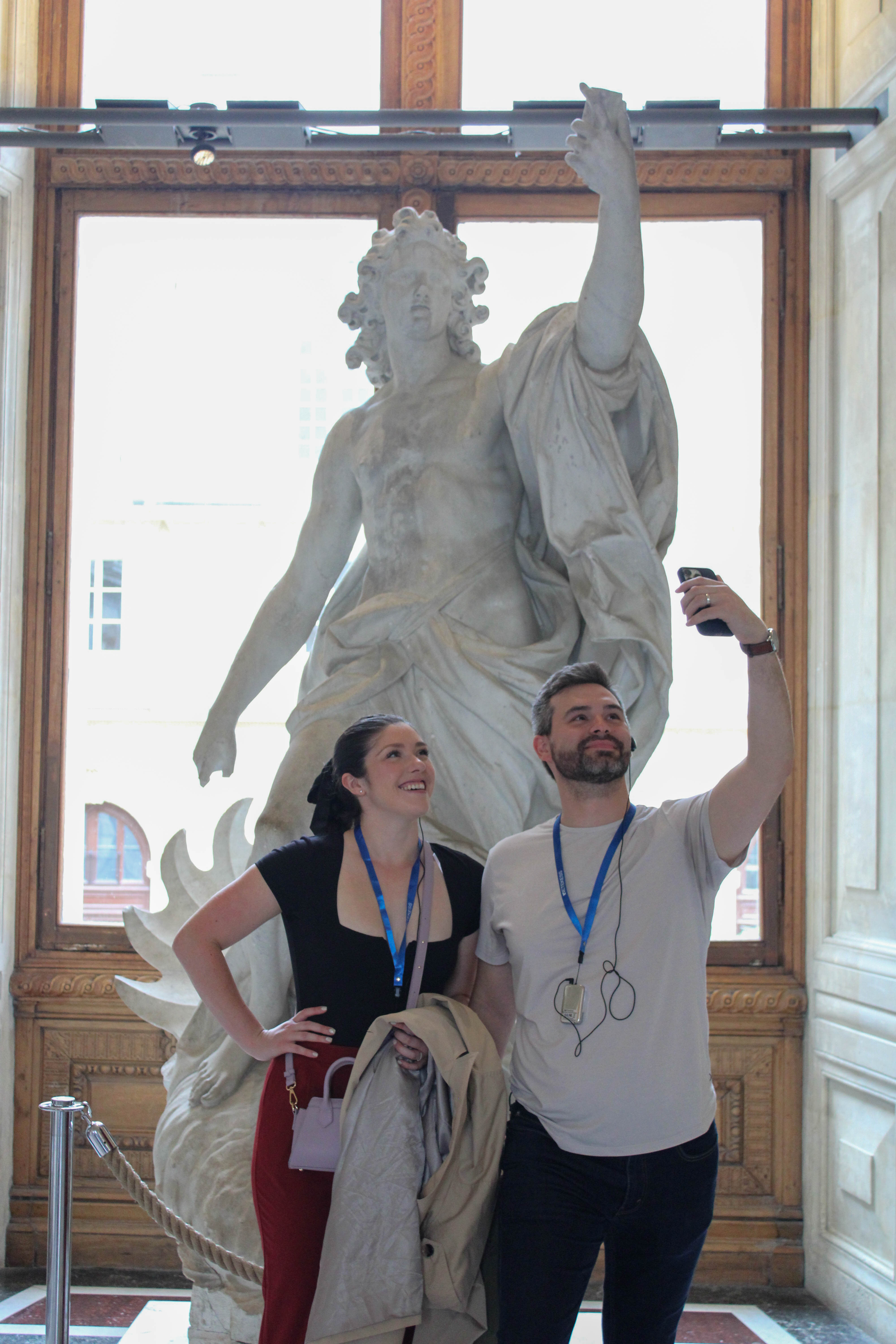 Murders and Mysteries of the Louvre - Photo 27