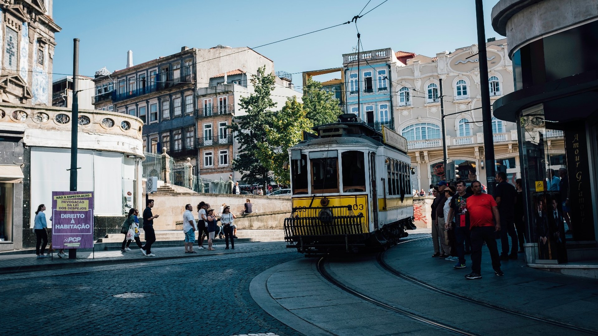 Private Porto Morning Tour: São Bento, Sé and Bridge Viewpoints - Photo 3