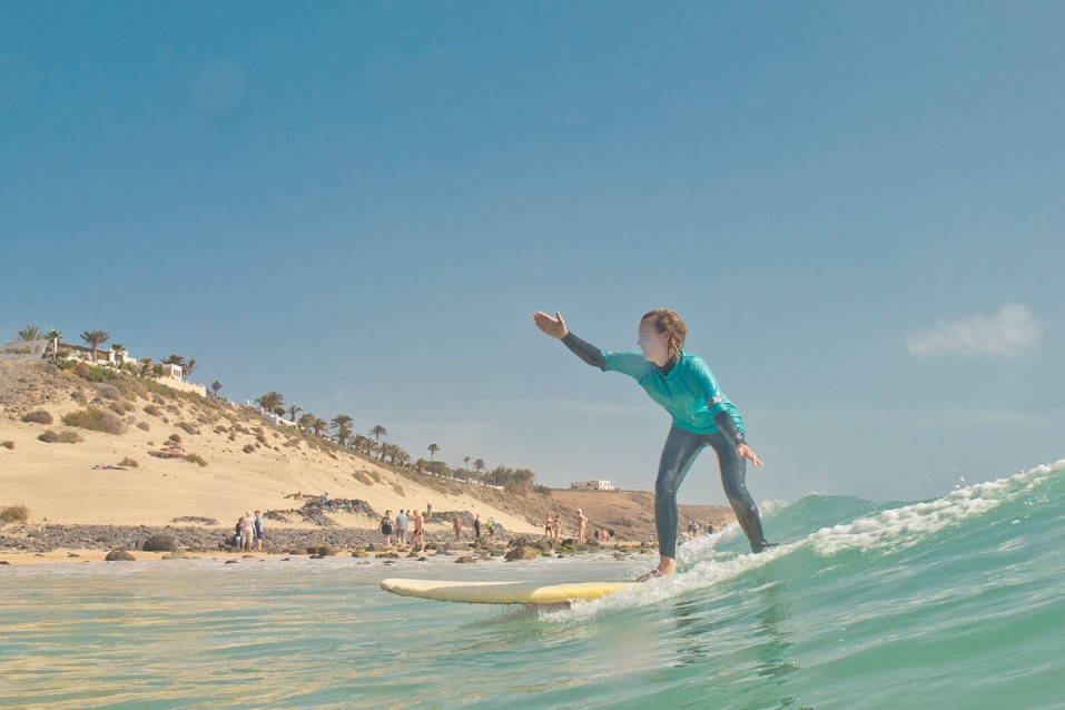 Clases de surf nivel advanced beginner en el sur de Fuerteventura