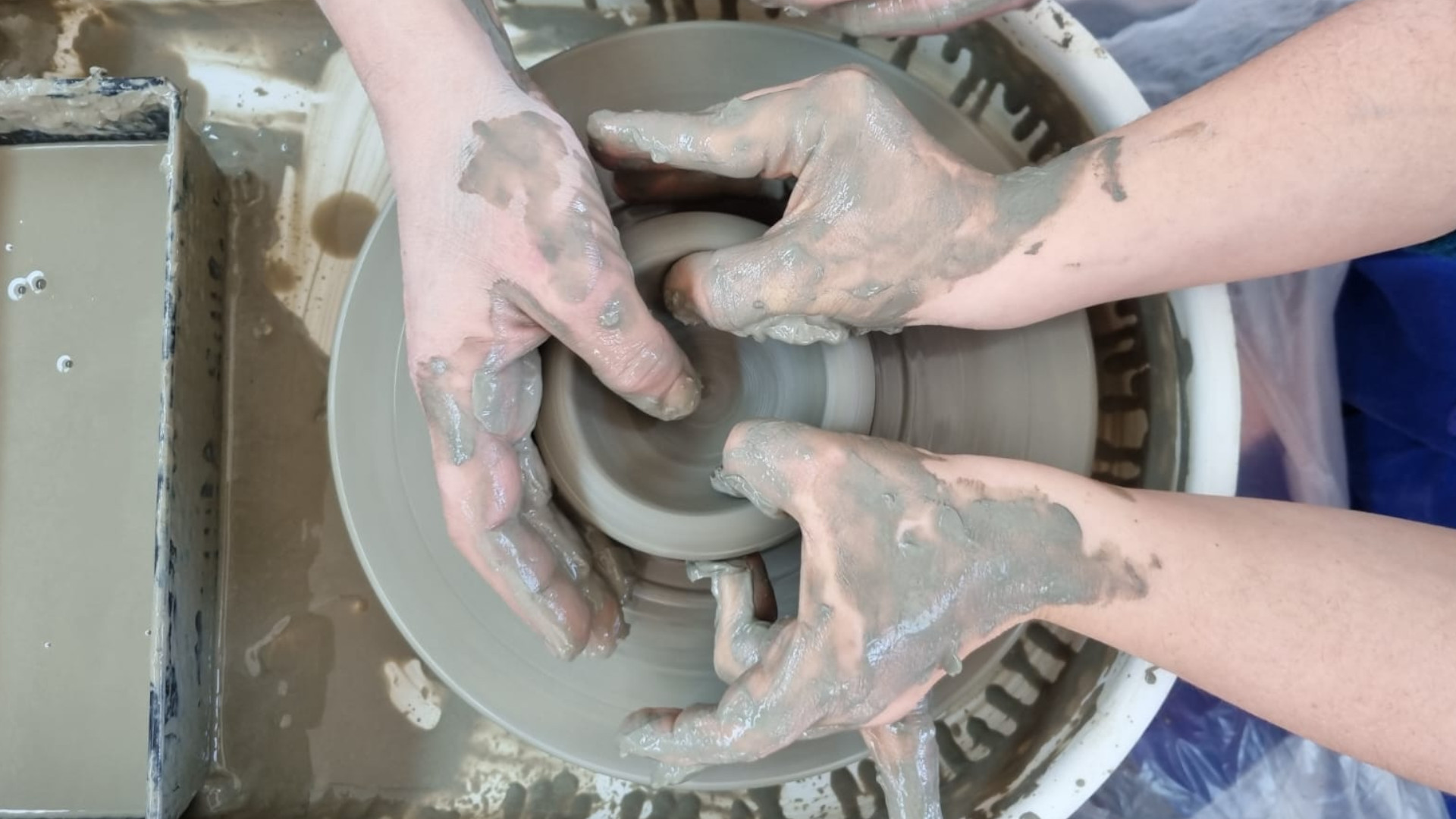 Amalfi Coast: pottery workshop in Vietri sul Mare