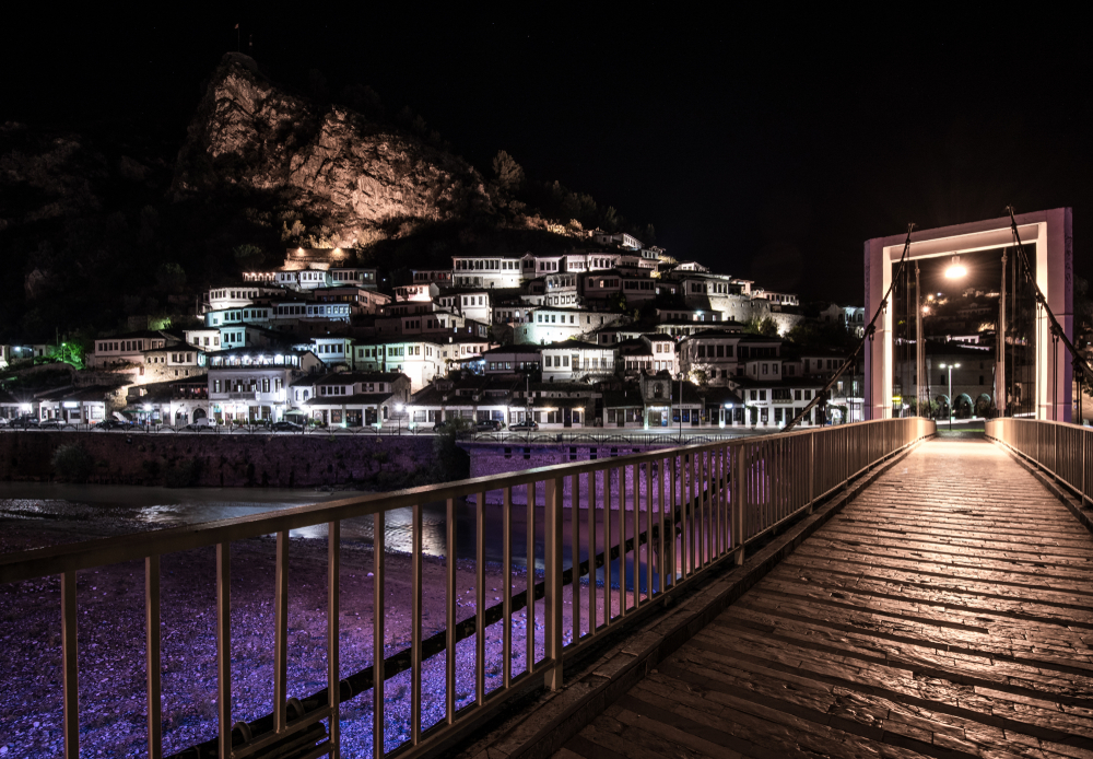 Tour in "The city of 1001 windows" Berat Small Group  - Photo 2