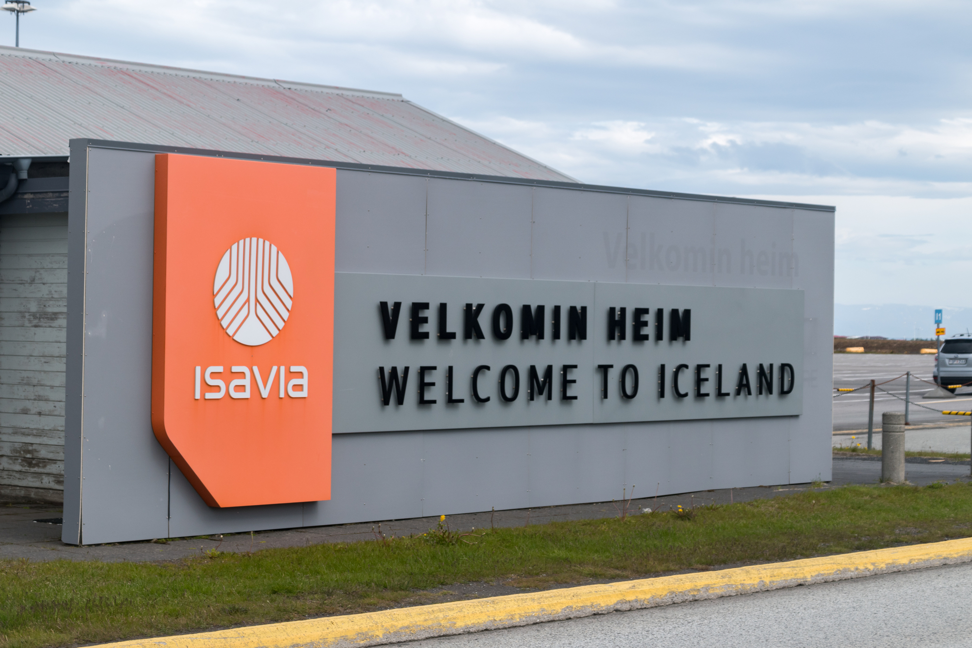 1-Way Mini Van Transfer To/from Keflavik Airport to Reykjavik 8Pax - photo 5