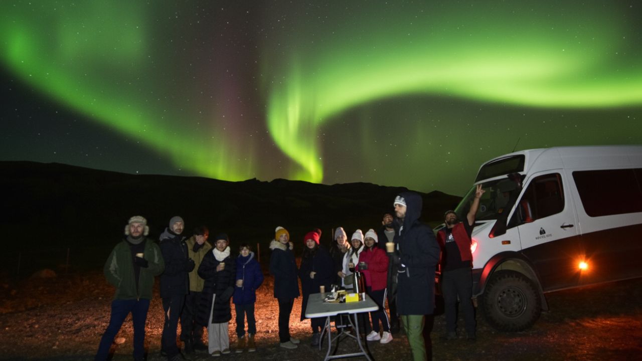 Aurora Boreale in Piccolo Gruppo con Cioccolata Calda, Foto e Ritiro - Alloggi in Reykjavik