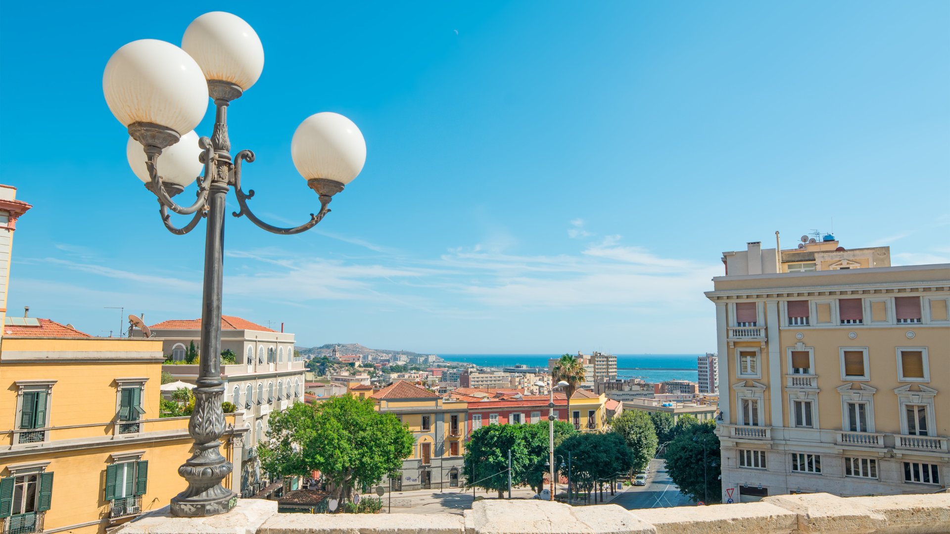 Cagliari: tour of the historic centre and visit to the Archaeological Museum - Photo 3