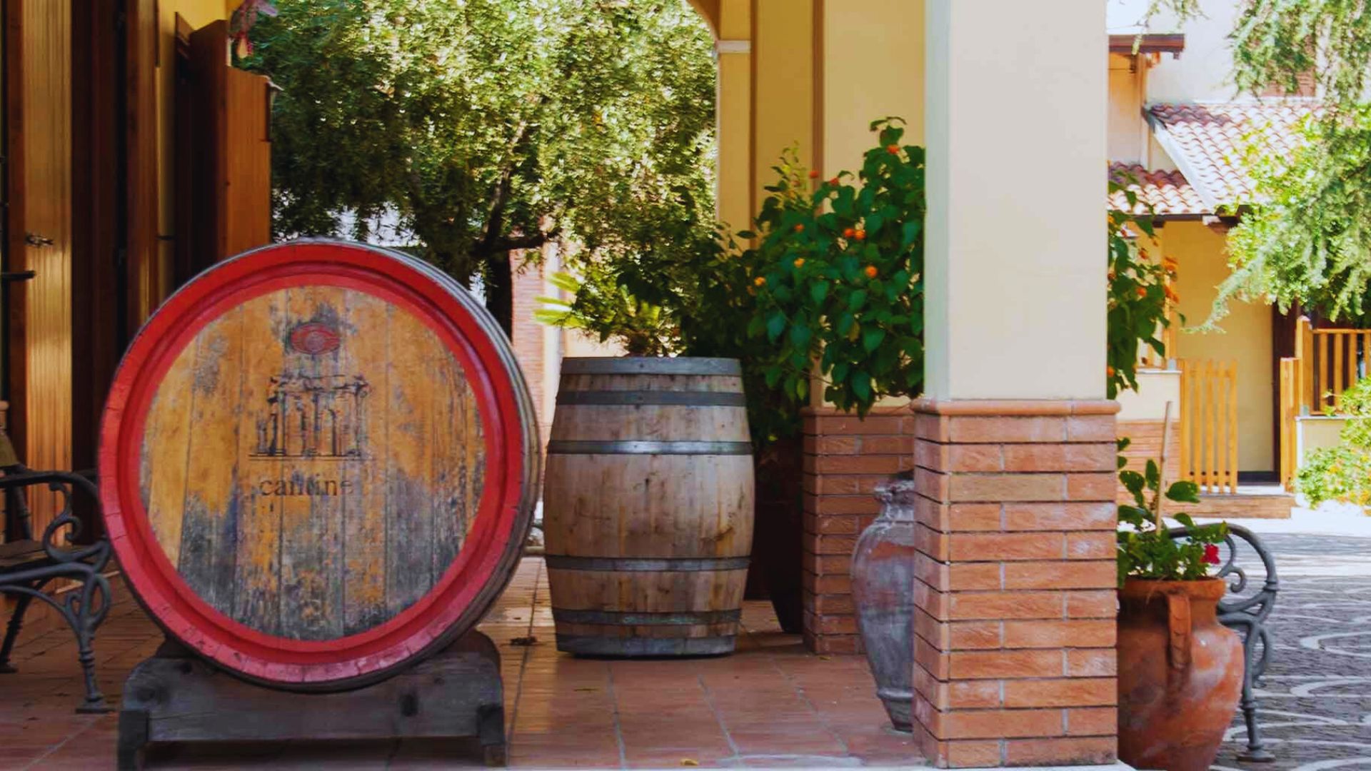 Naples: winery tour and wine tasting on Astroni crater - Photo 2