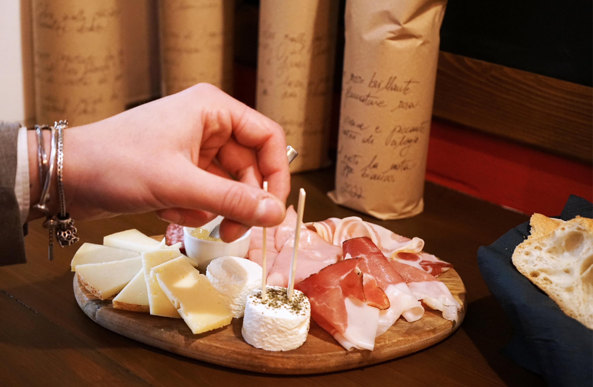 Wine Tasting near Royal Palace of Turin with Food Platter - Photo 2