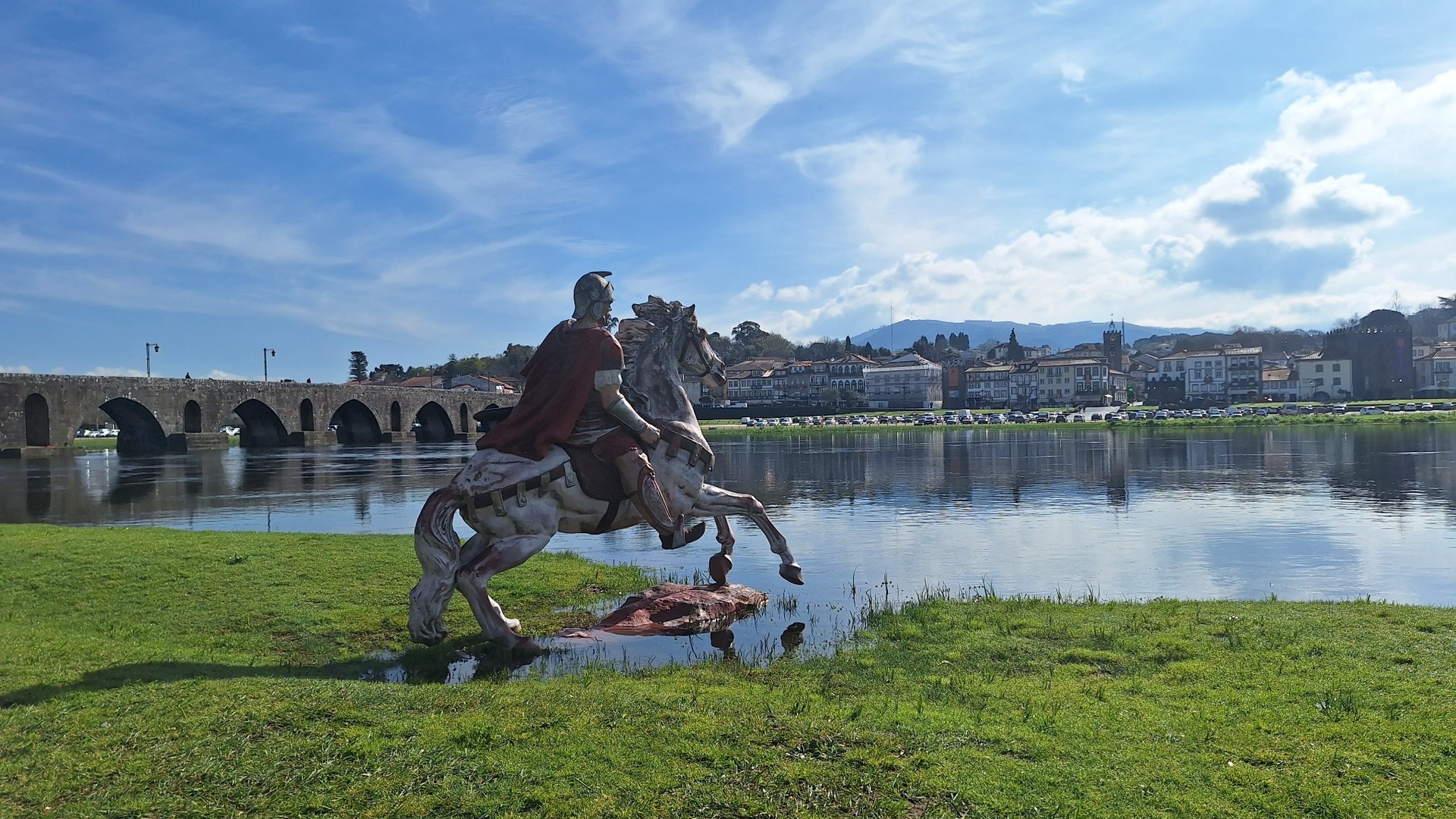 Private Ponte de Lima & Green Wine Estate Tour from Porto - Photo 2