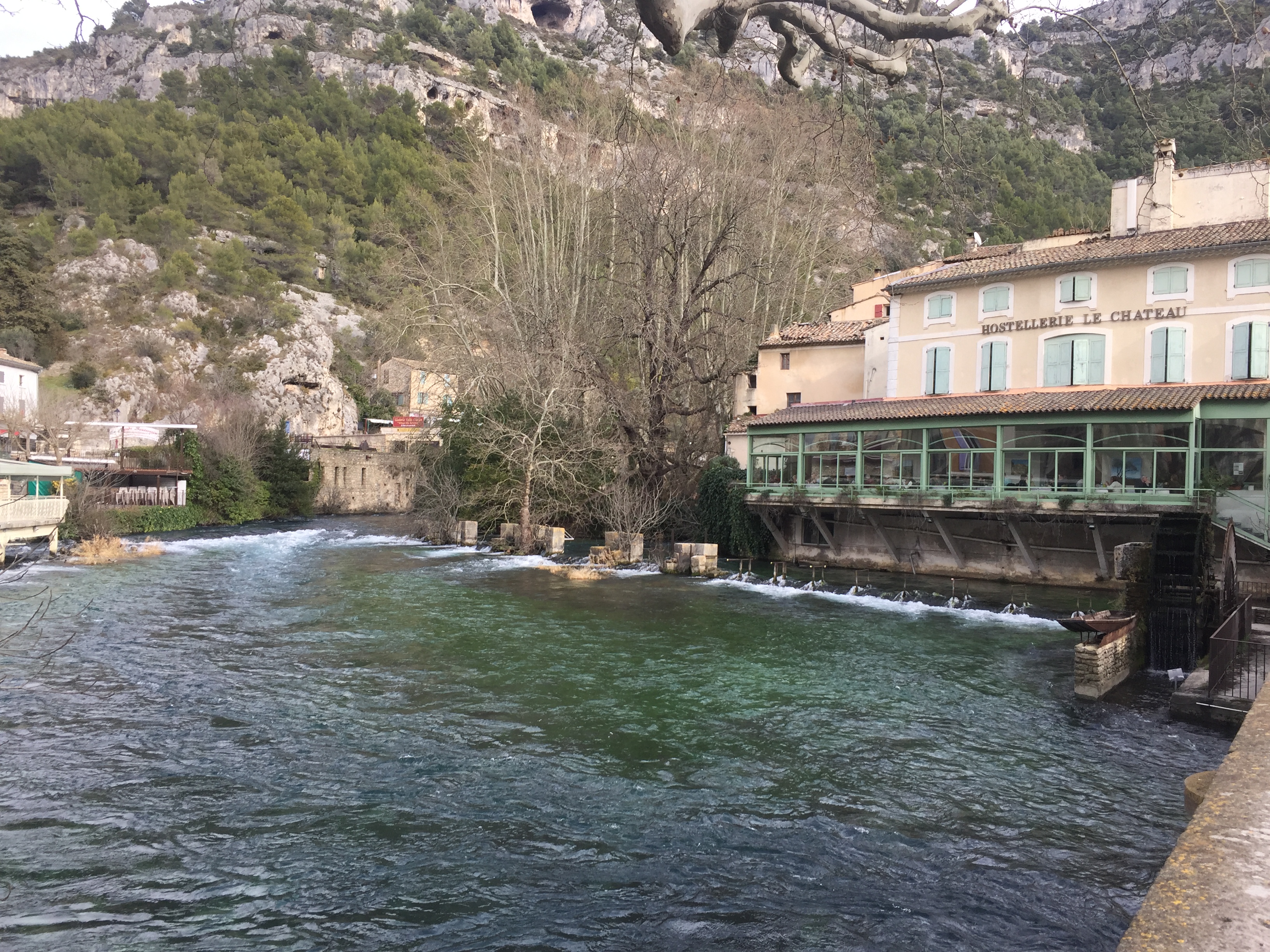 L'Isle-sur-la-Sorgue, Gordes and Roussillon: the most beautiful villages of Provence - Photo 9