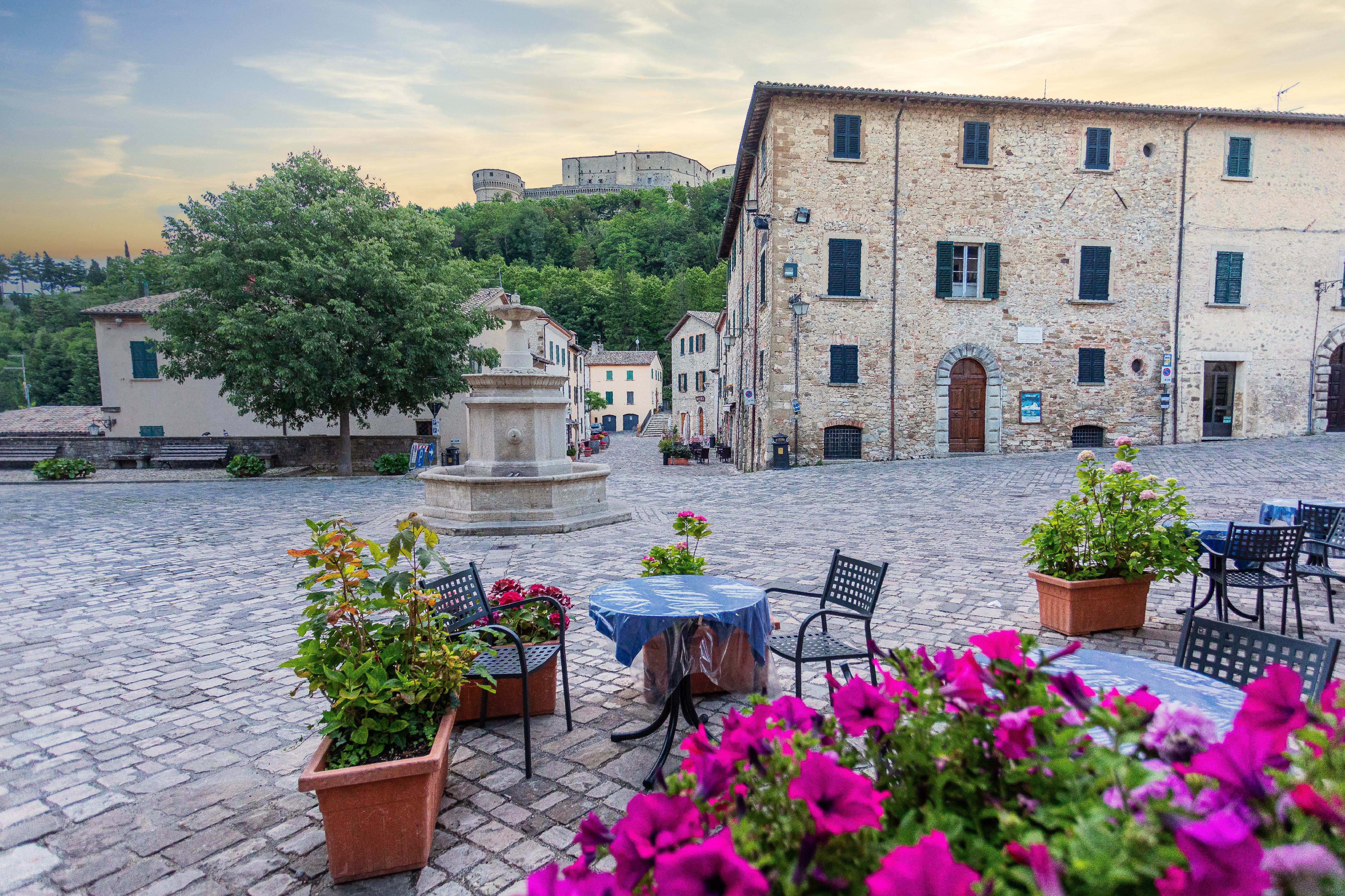 San Leo: Fortress Entry Ticket and Cagliostro's Prison - Photo 9