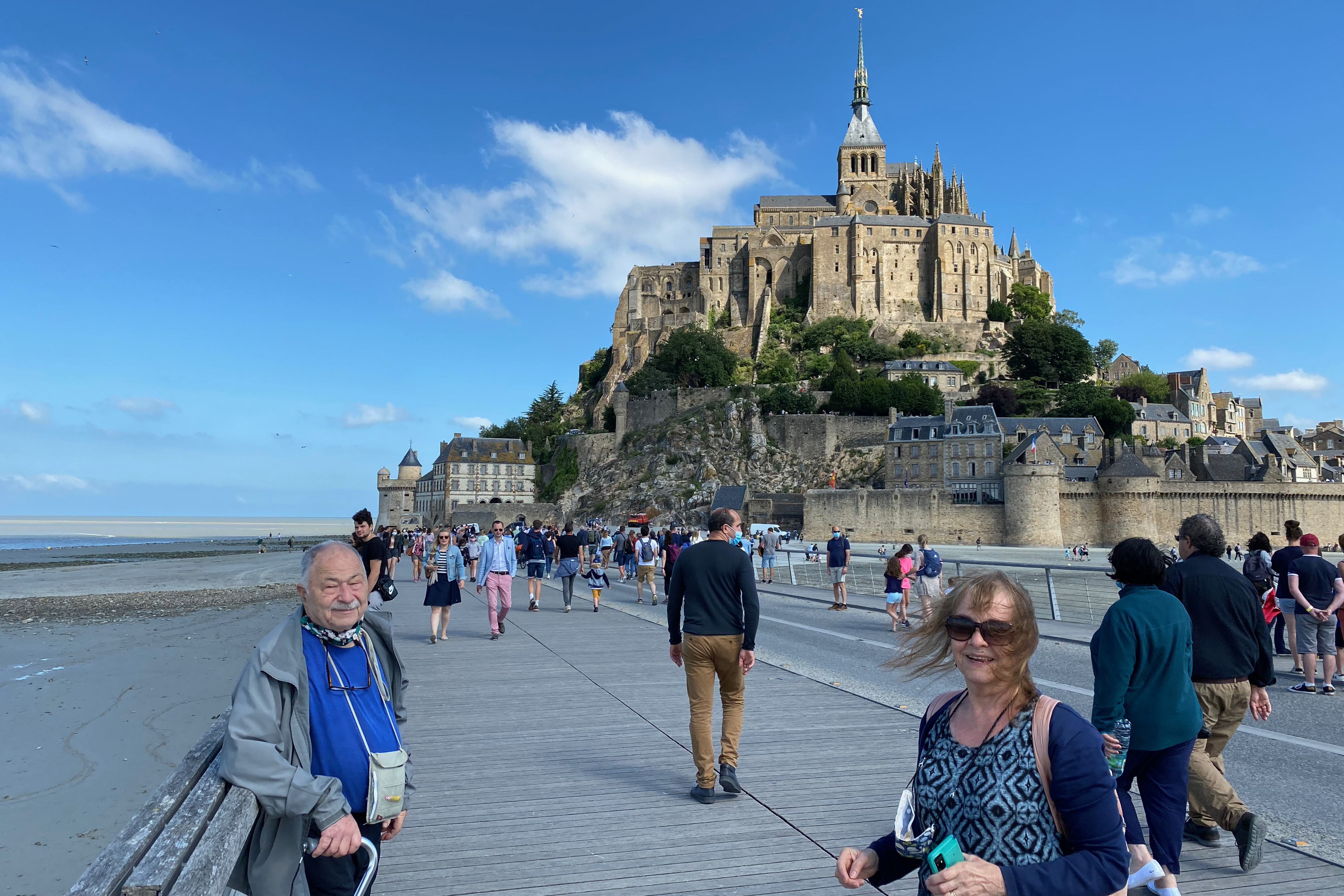 3-day Normandy, D-Day, Mont Saint-Michel, 3 Loire Castles Small-group by Minivan. - Photo 68