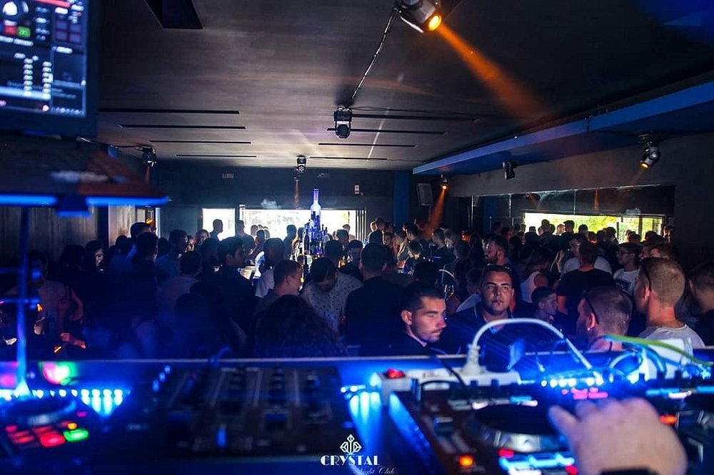 Experiencia de vida nocturna en Port Antonio | Bares, música en vivo y aventura en la vida nocturna jamaicana - Foto 4