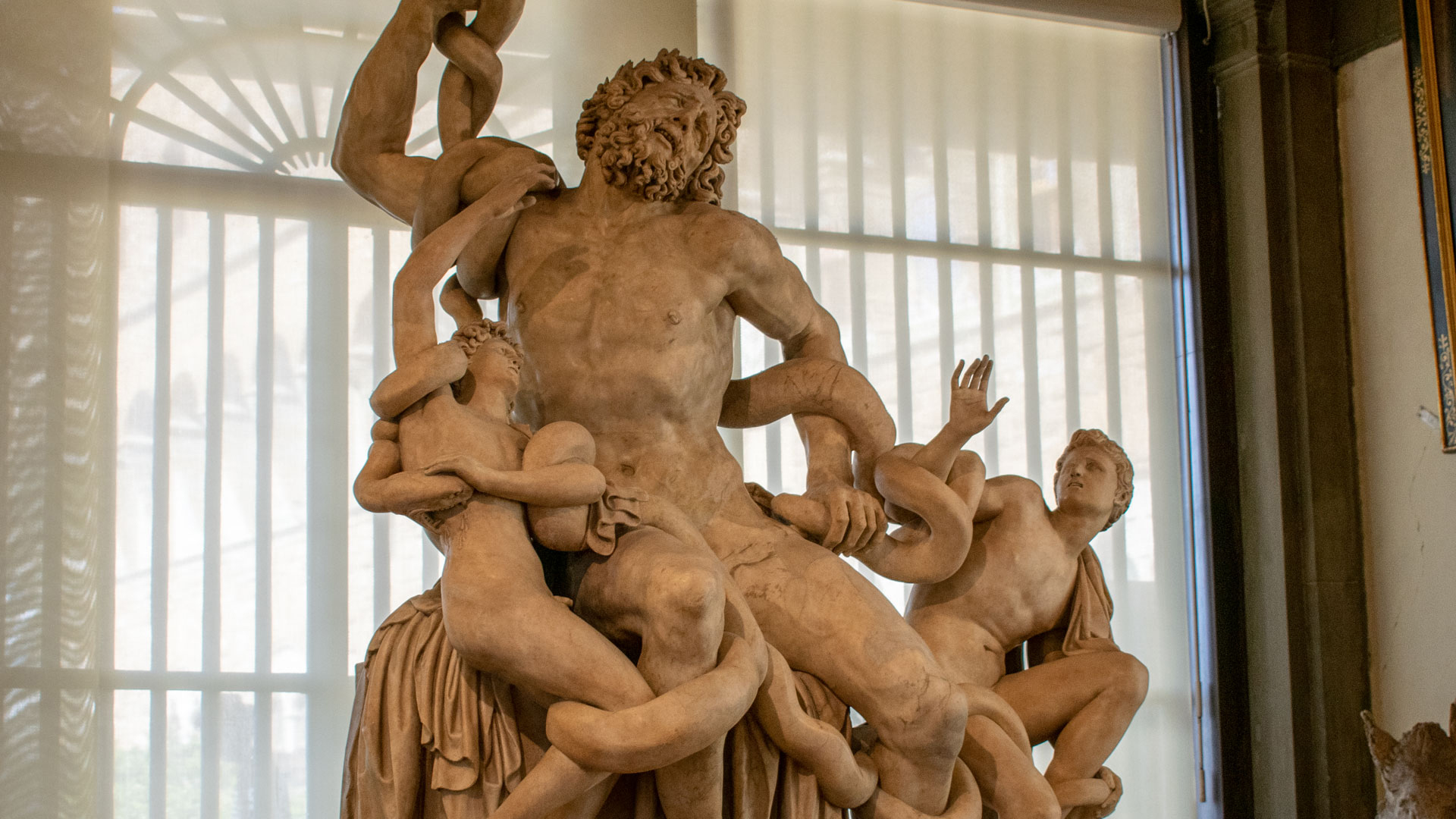 Uffizi Gallery guided tour with Official timed Entry Ticket - Photo 2