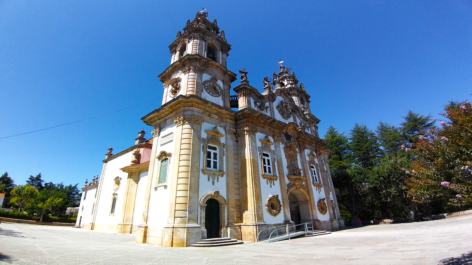 Private car transfer from Porto to Lamego - Photo 4