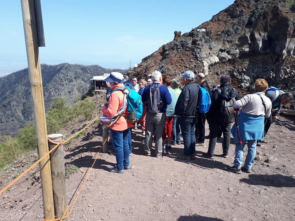 VESUVIUS VOLCANO TOUR (ita/engl/french/spanish) - Photo 8