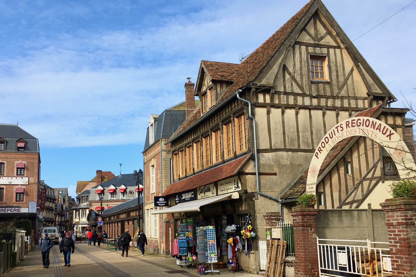 Private Normandy Rouen, Honfleur, Etretat Day trip from Paris. - Photo 33