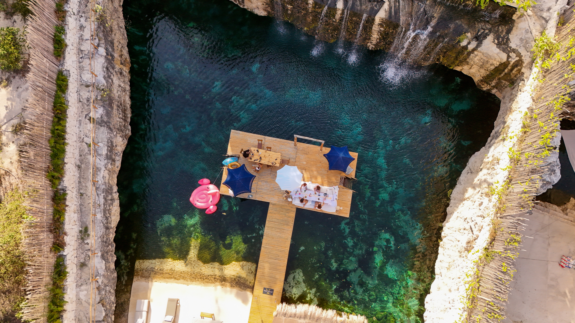 Cenote Privé: Experiencia de Lujo en un Cenote Privado