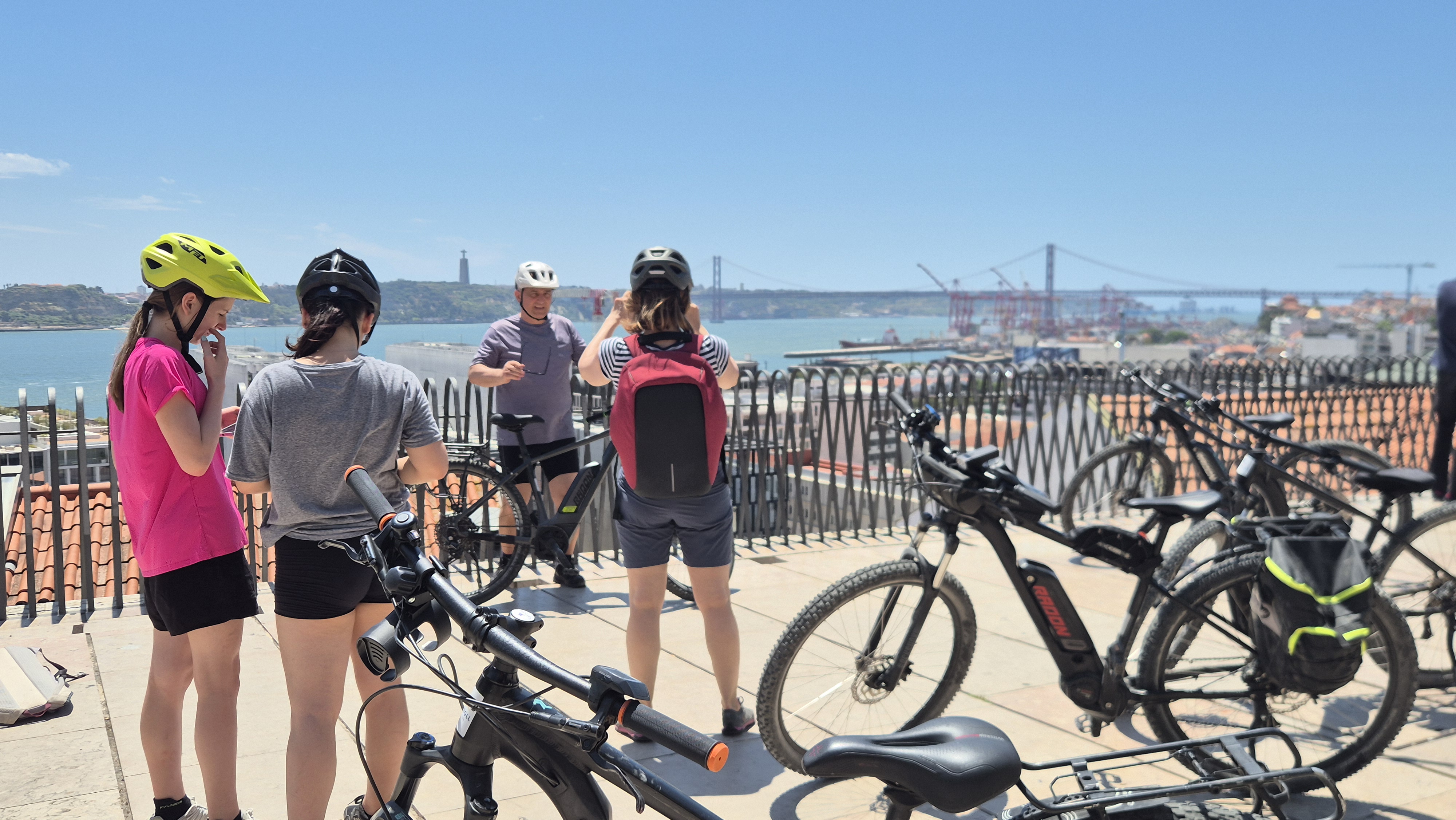 Privado: recorrido en bicicleta eléctrica por las 7 colinas de Lisboa