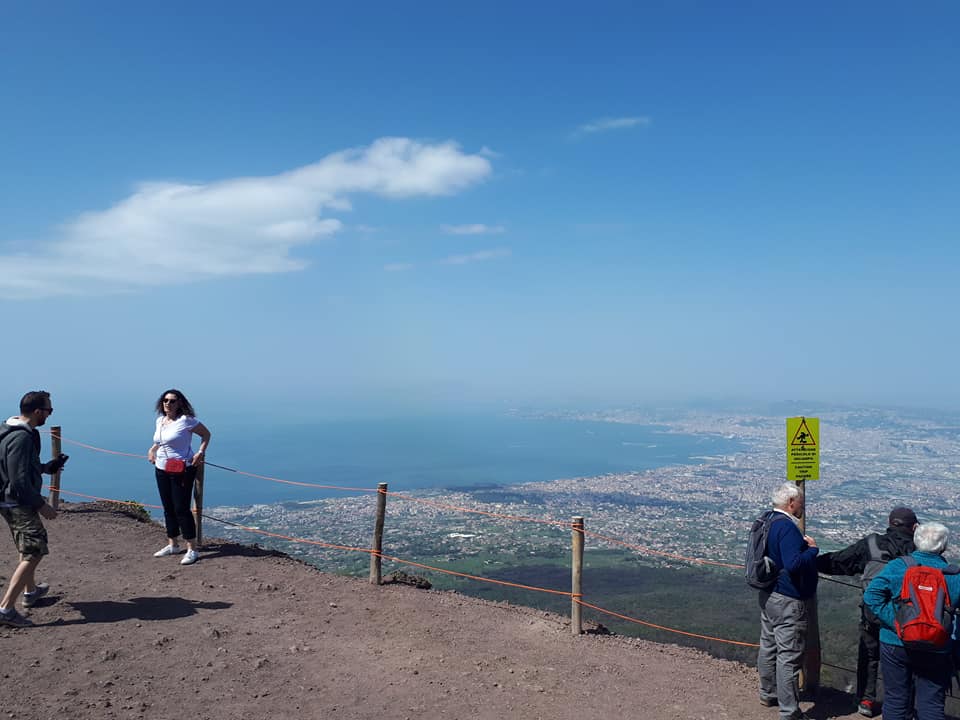 VESUVIUS VOLCANO TOUR (ita/engl/french/spanish) - Photo 10