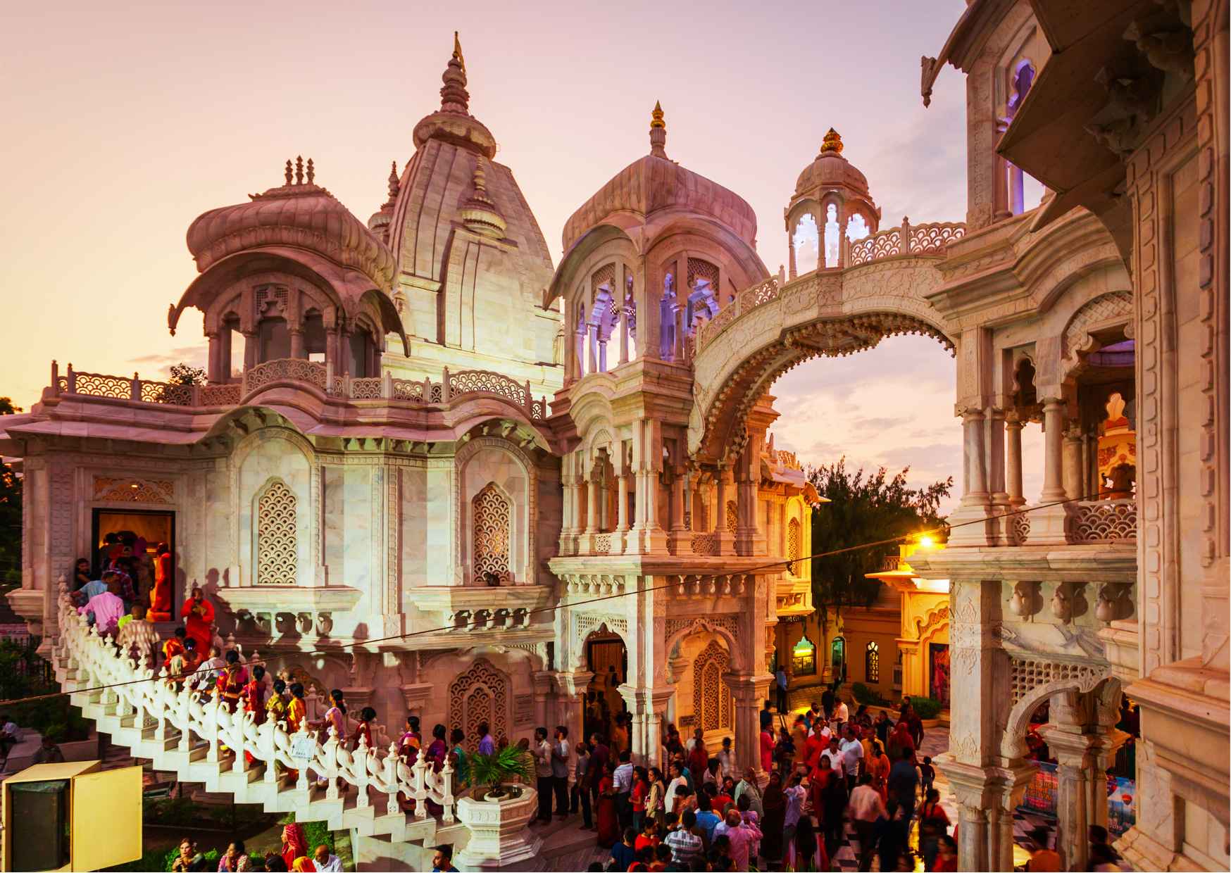 Best of Mathura & Vrindavan (Guided Halfday Sightseeing Tour by Car) - Photo 9