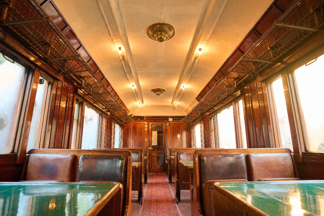 Viaje mágico por los Pirineos a bordo del mítico tren: El Expreso de Canfranc