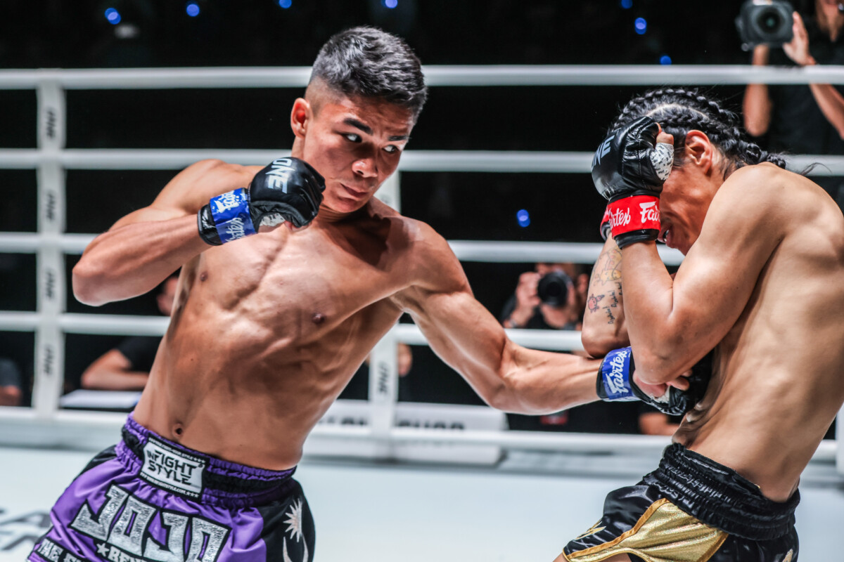 BANGKOK: ESTADIO LUMPINEE - ONE CHAMPIONSHIP Muay Thai Fight