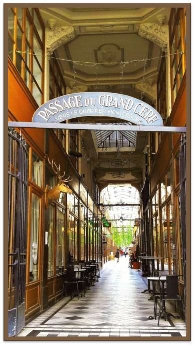 Covered Passages of Paris: Walking In-app Audio Tour