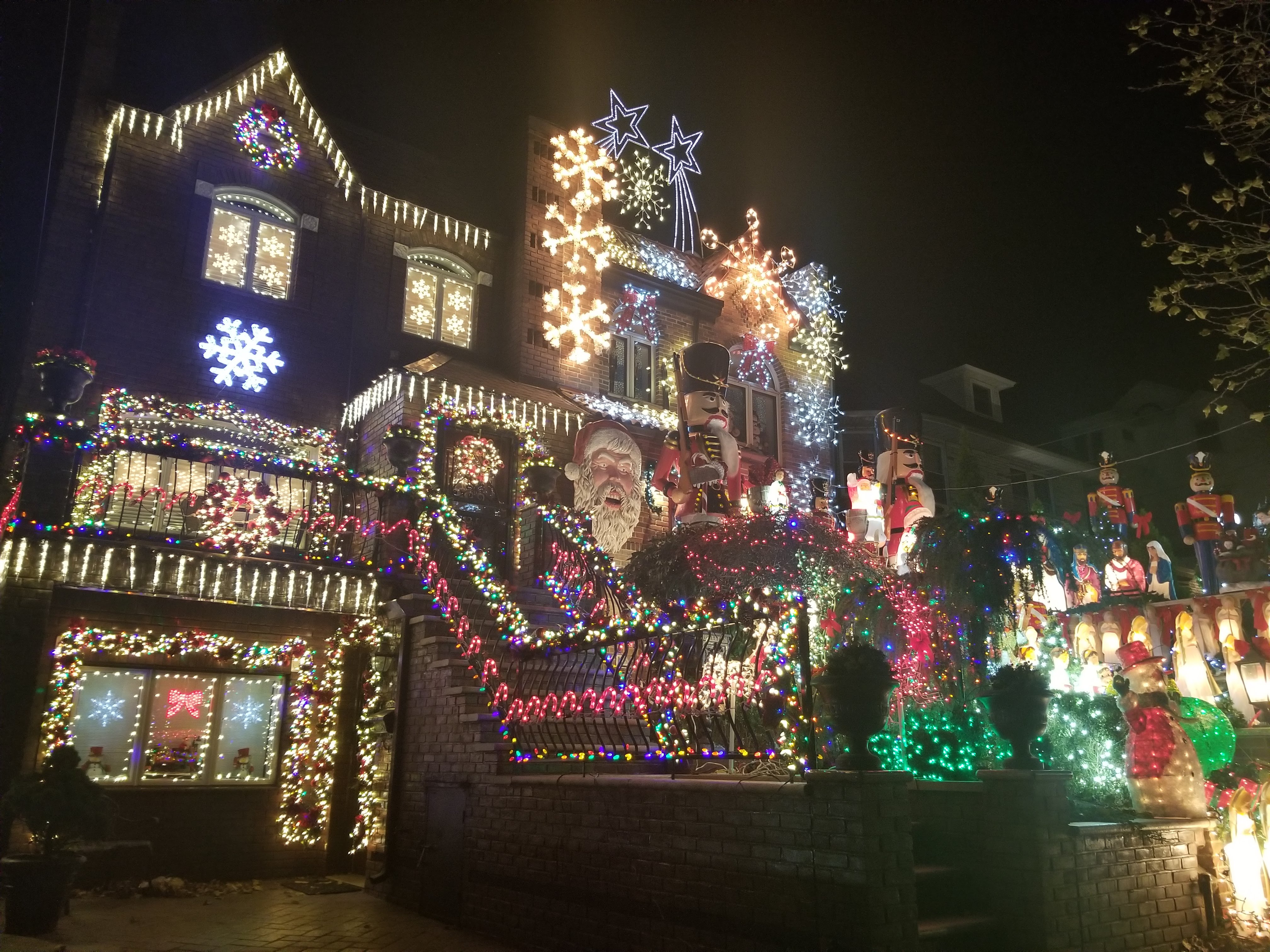 Brooklyn, Dyker Heights - Noel Harikalar Diyarı