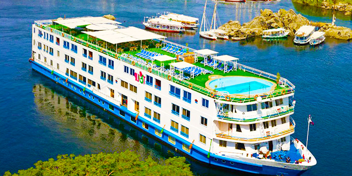 4 Days Nile cruise from Makadi.