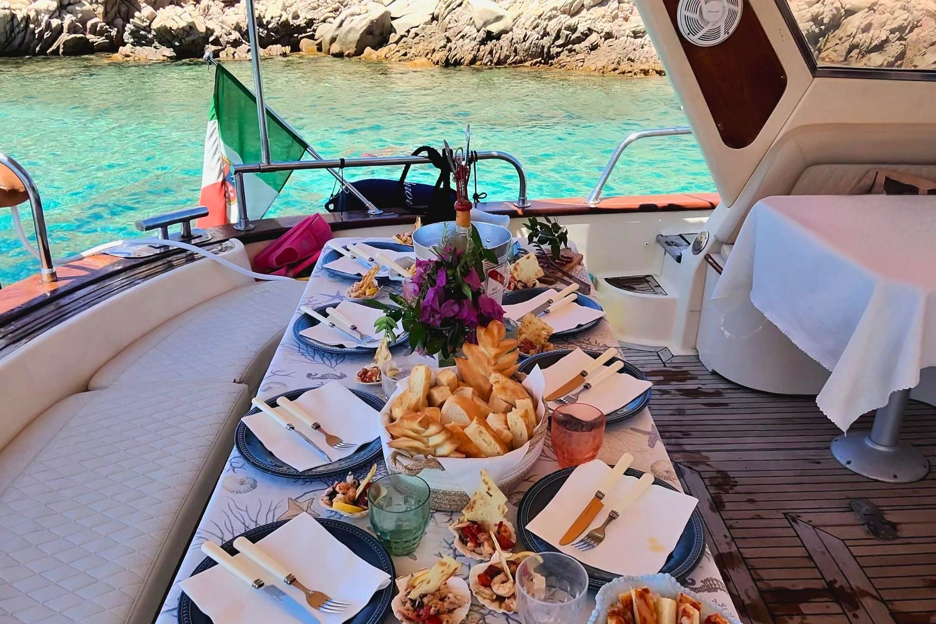 Palau or La Maddalena: wooden boat tours in southern Corsica - Photo 10