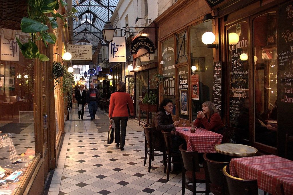 Covered Passages of Paris: Walking In-app Audio Tour