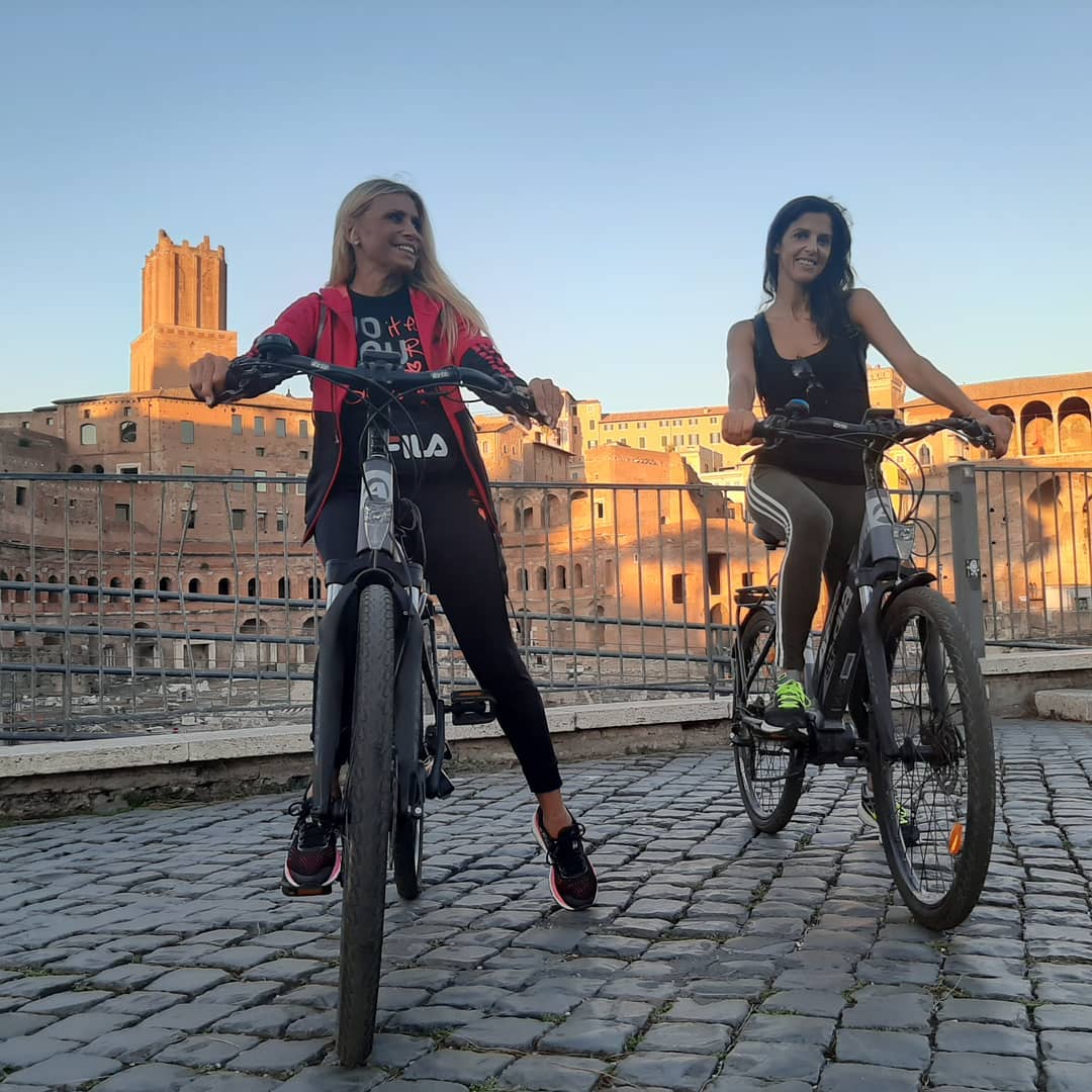 Rome by Night City Bike Tour with Sunset, Views and Evening Lights | Upgrade available: Pizza Night - Photo 11