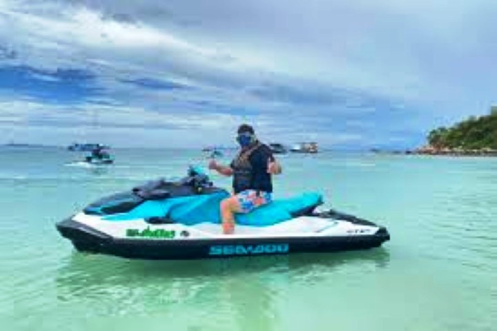PATTAYA-F1: Lancha rápida Coral Island +Snorkel +Moto acuática+almuerzo