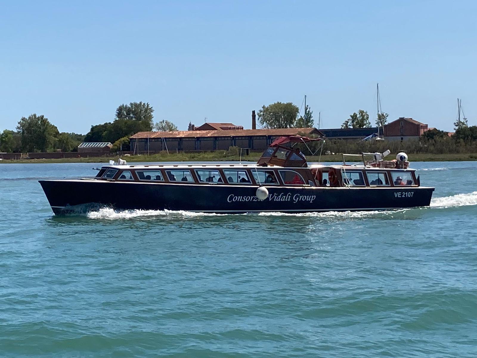 Morning Venice Lagoon Cruise: Murano Island and Burano Island - Photo 7