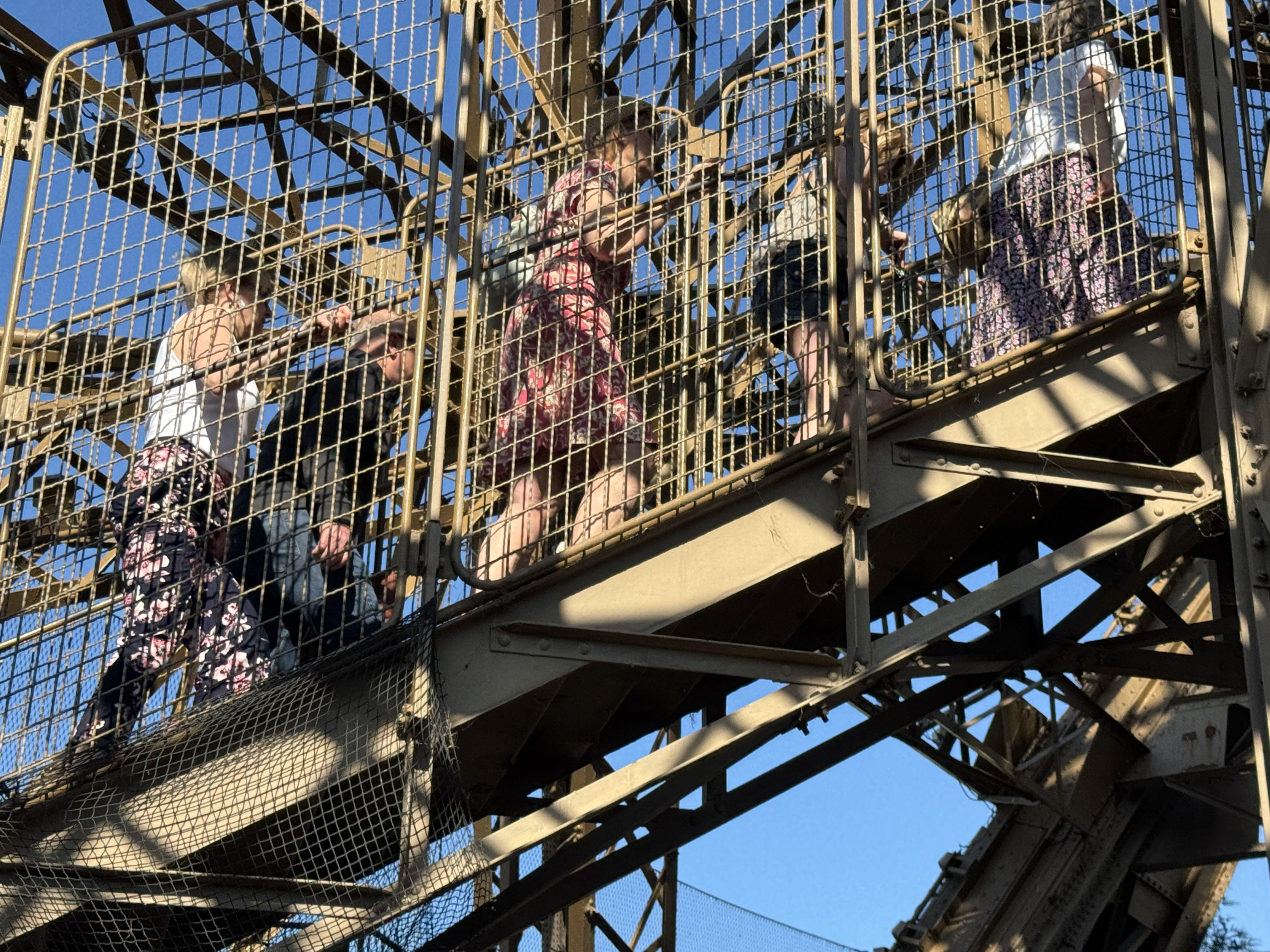 Eiffel Kulesi Rehberli Tırmanış ve İsteğe Bağlı Zirve