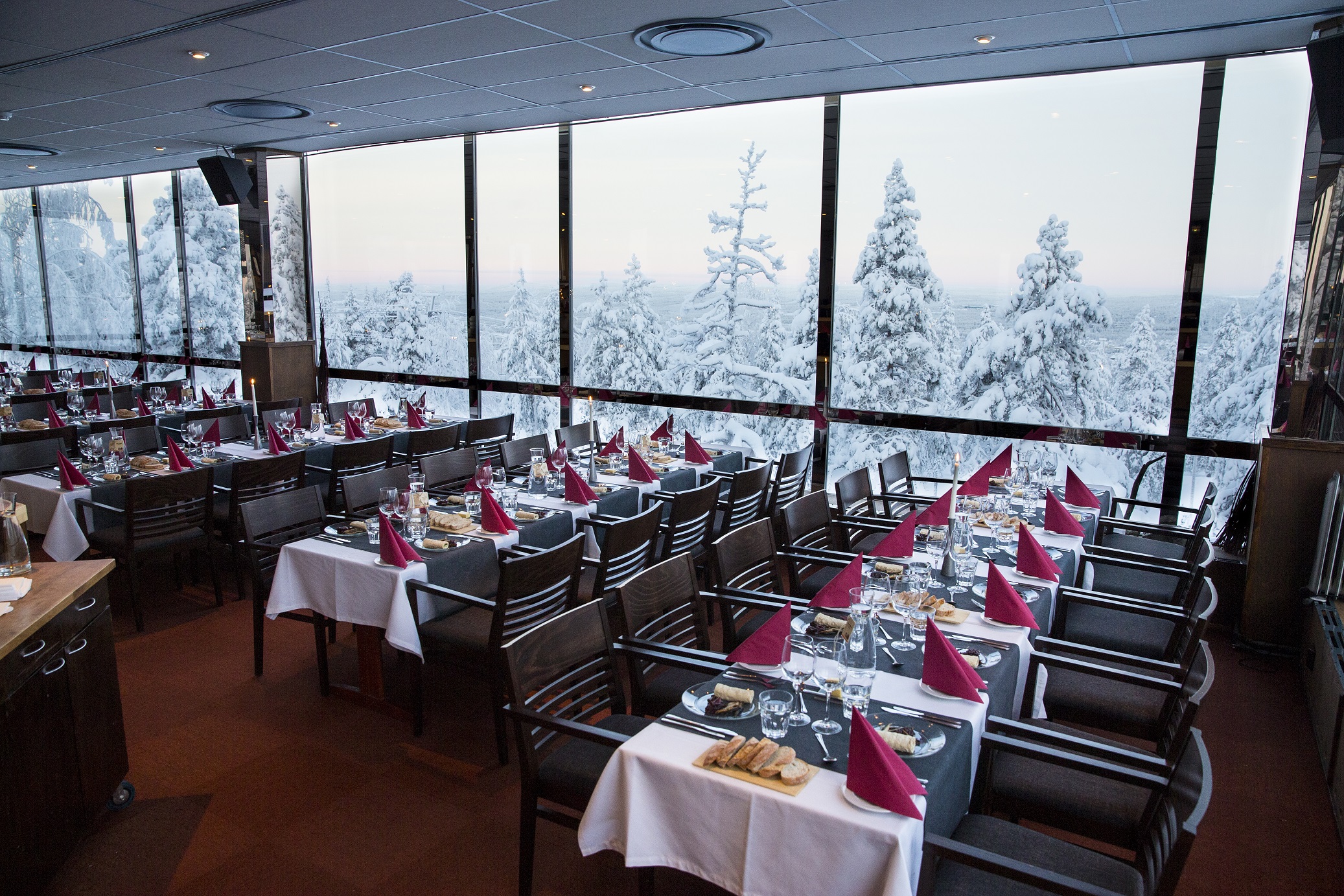 Aurora Dinner At Sky Kitchen View Restaurant Without Transfers Rovaniemi Lapland Safaris