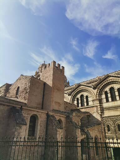 Old district, Street Art, Craft & Wine Tour  - Photo 13